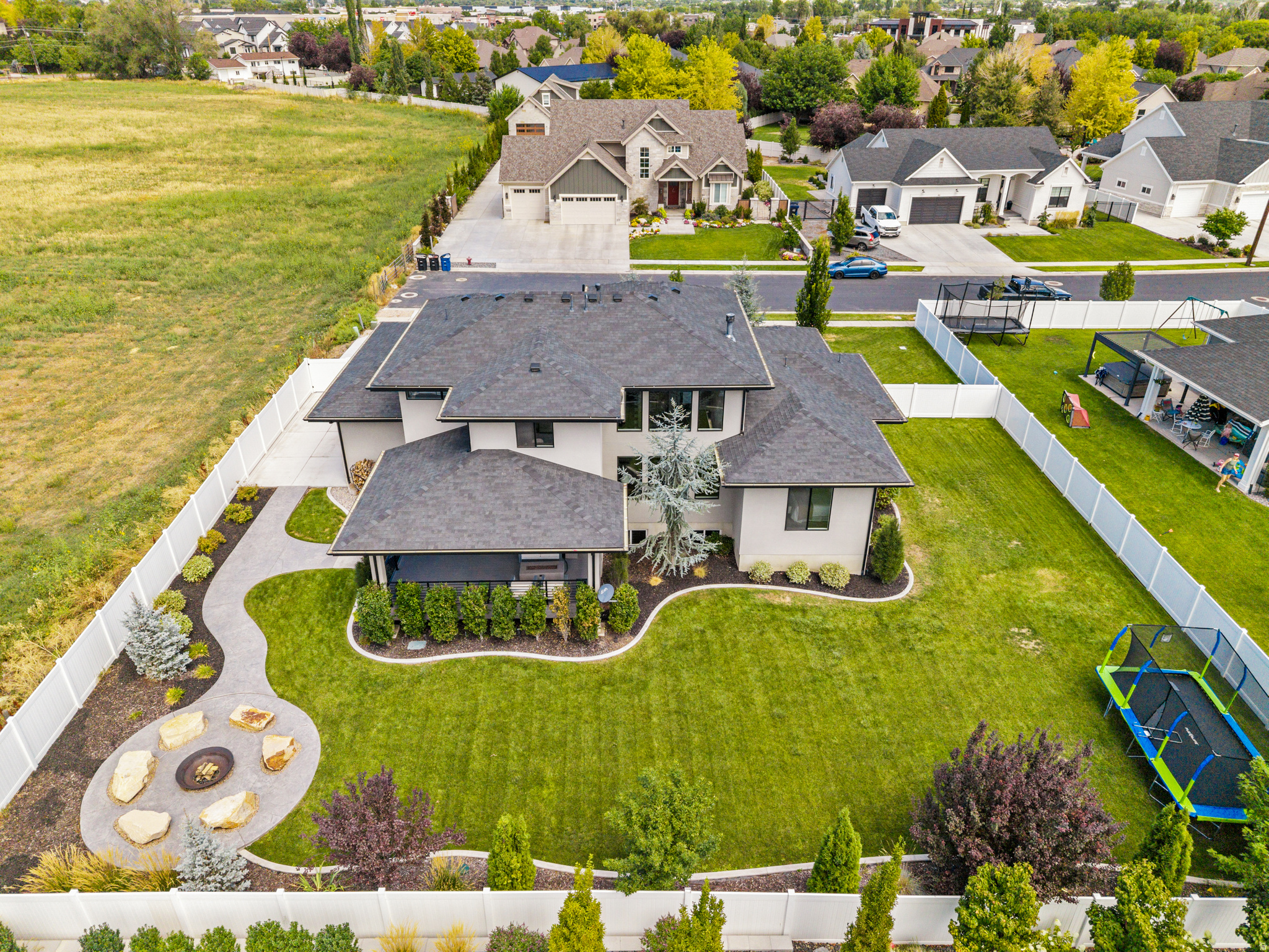main property photo 66