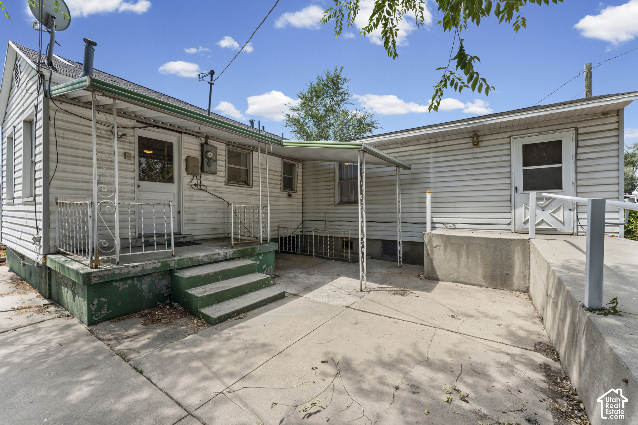 main property photo 22
