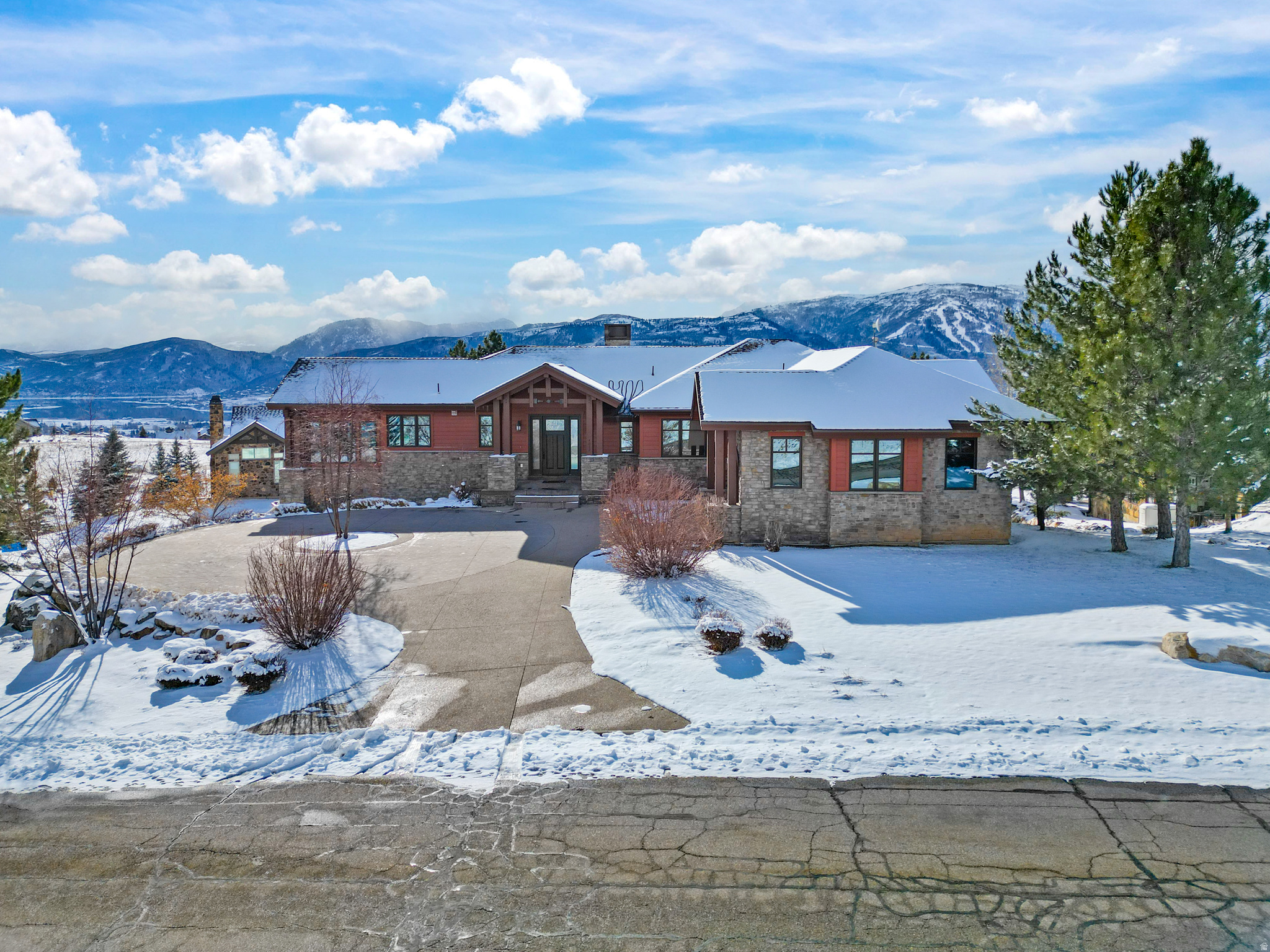 main property photo 59