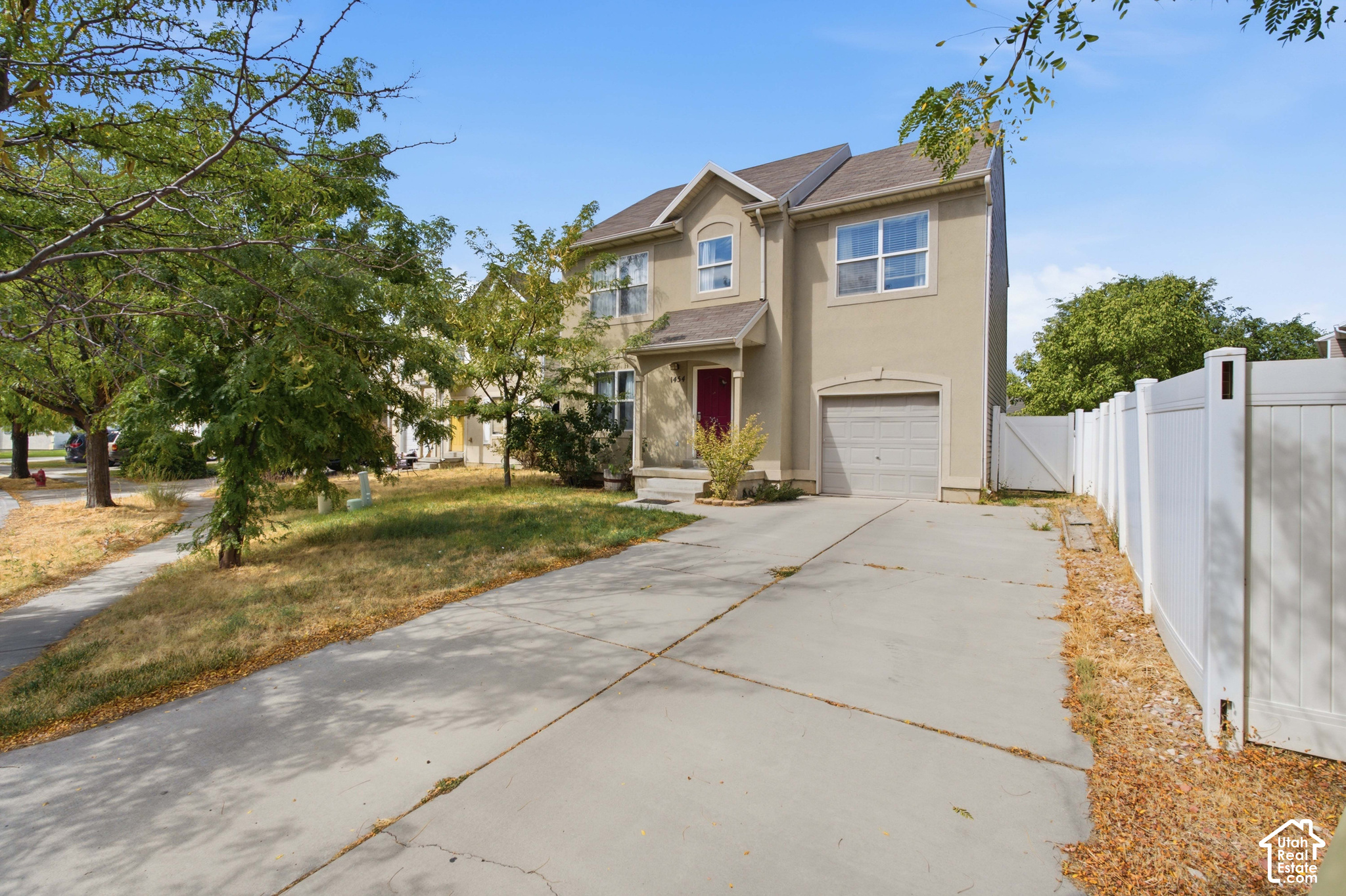 main property photo 3
