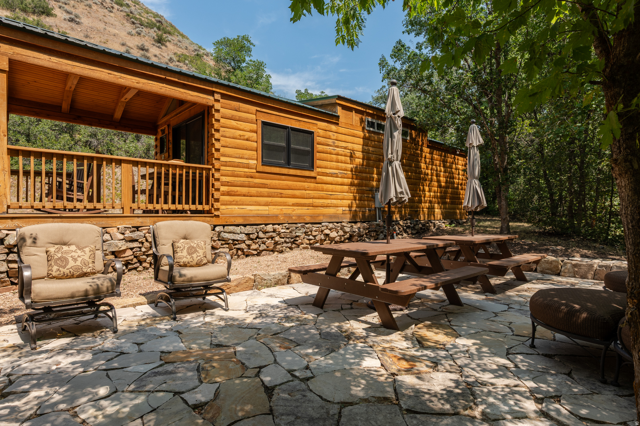 main property photo 106