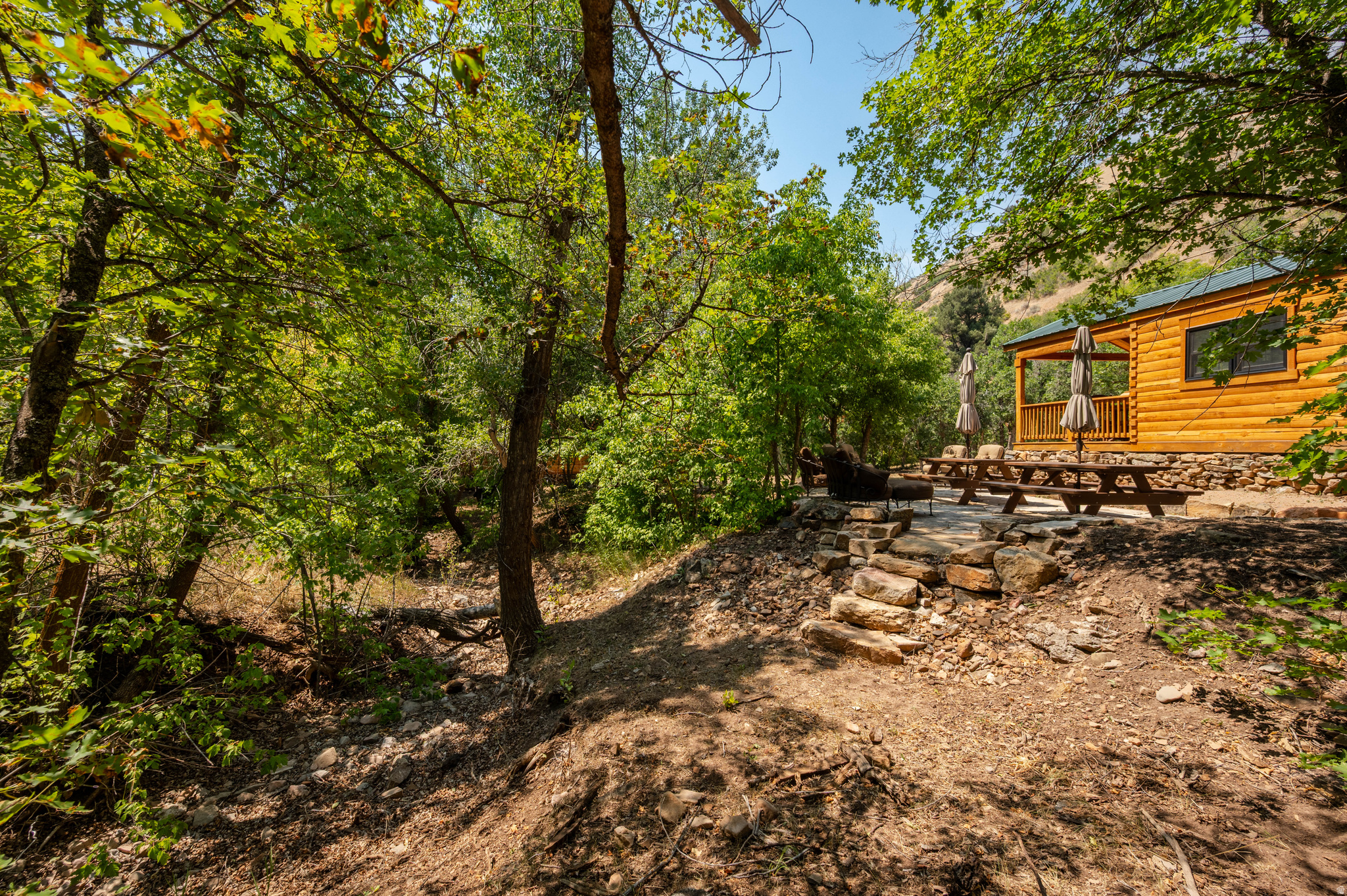main property photo 108