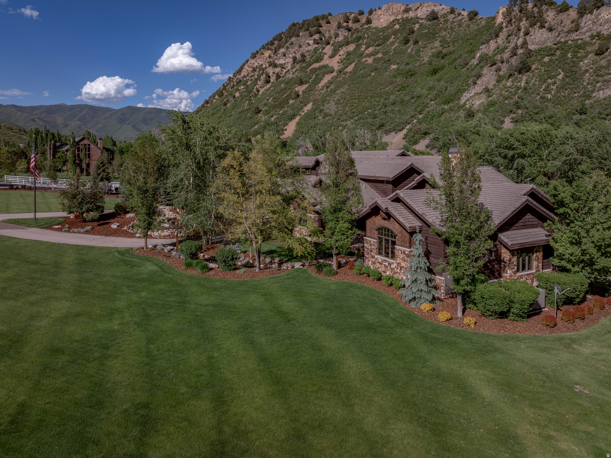 main property photo 99