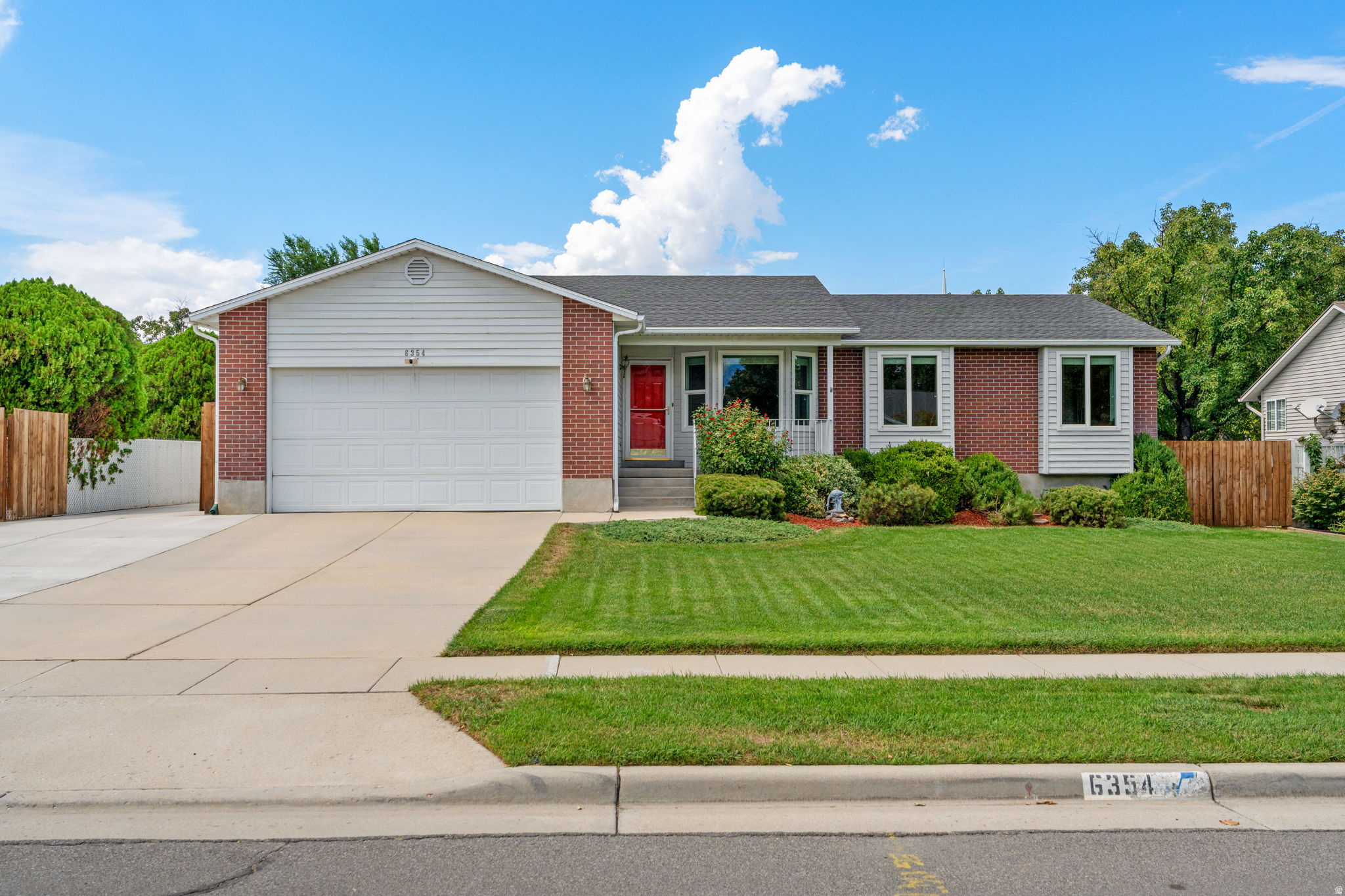 main property photo 0