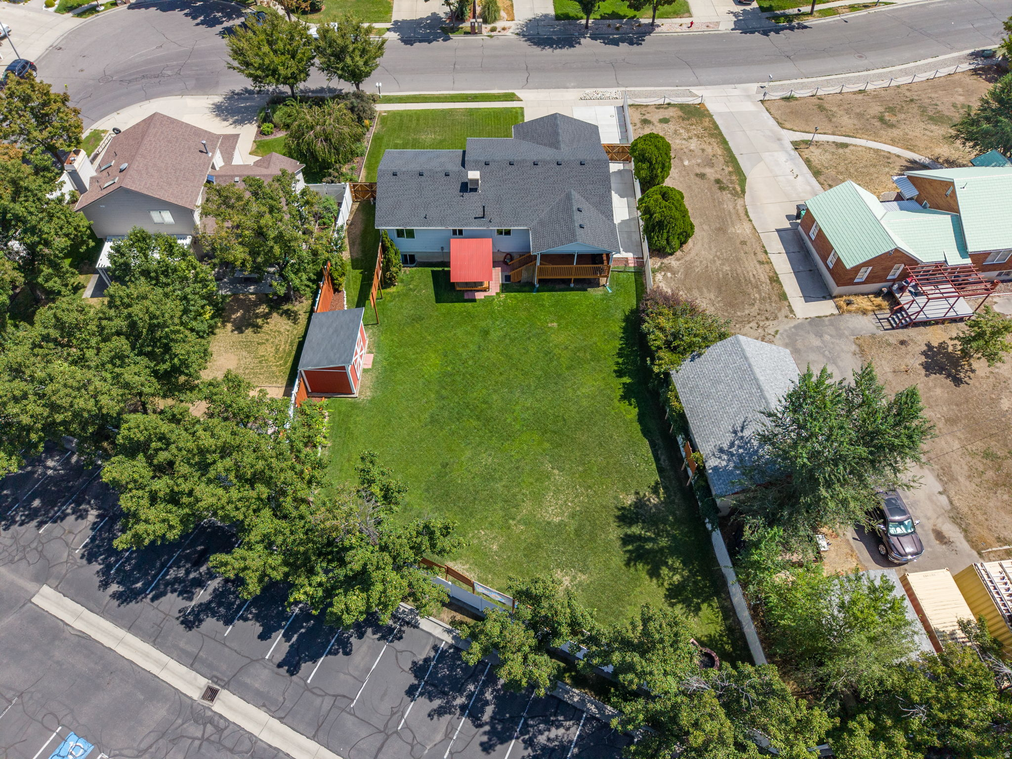 main property photo 4