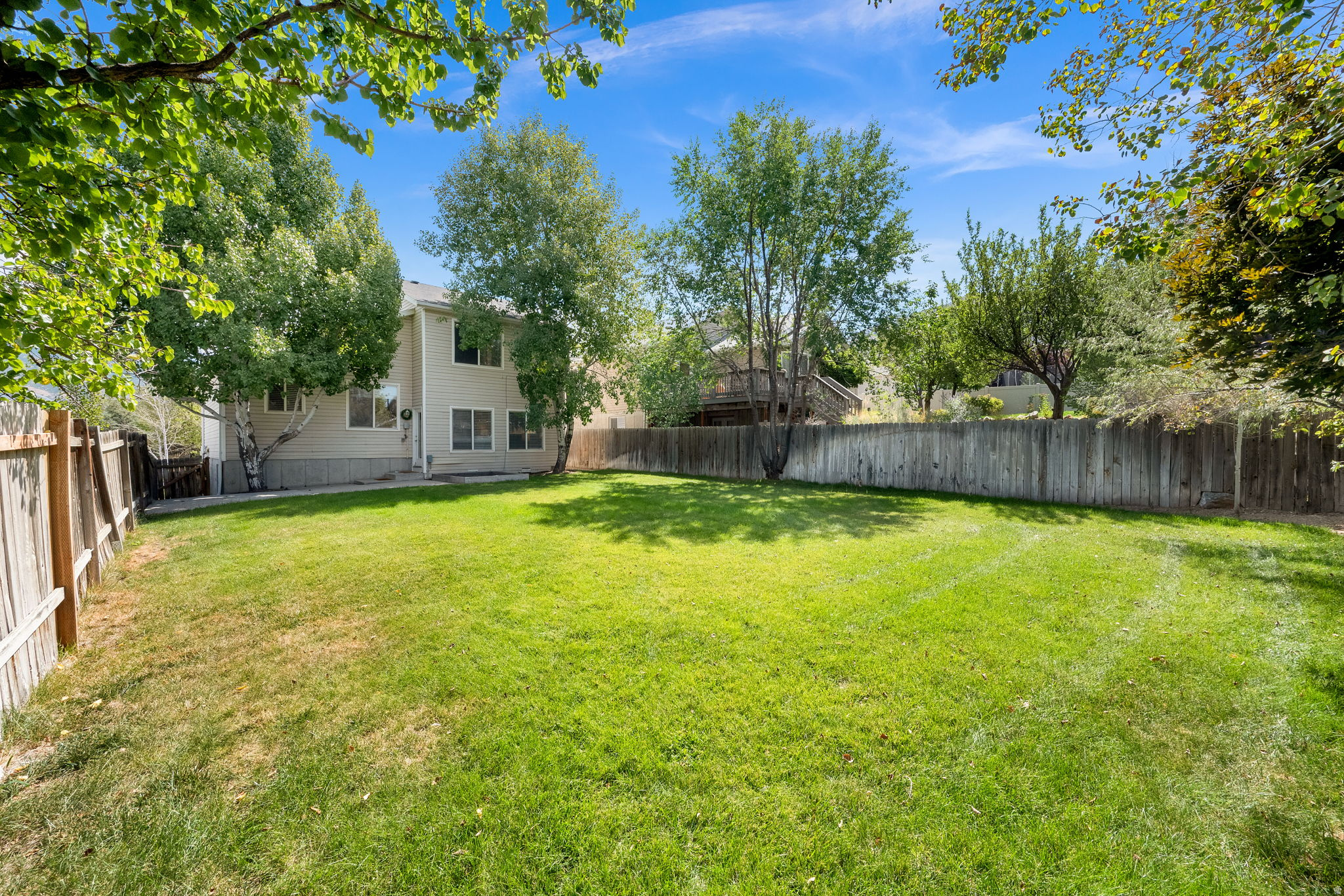 main property photo 21