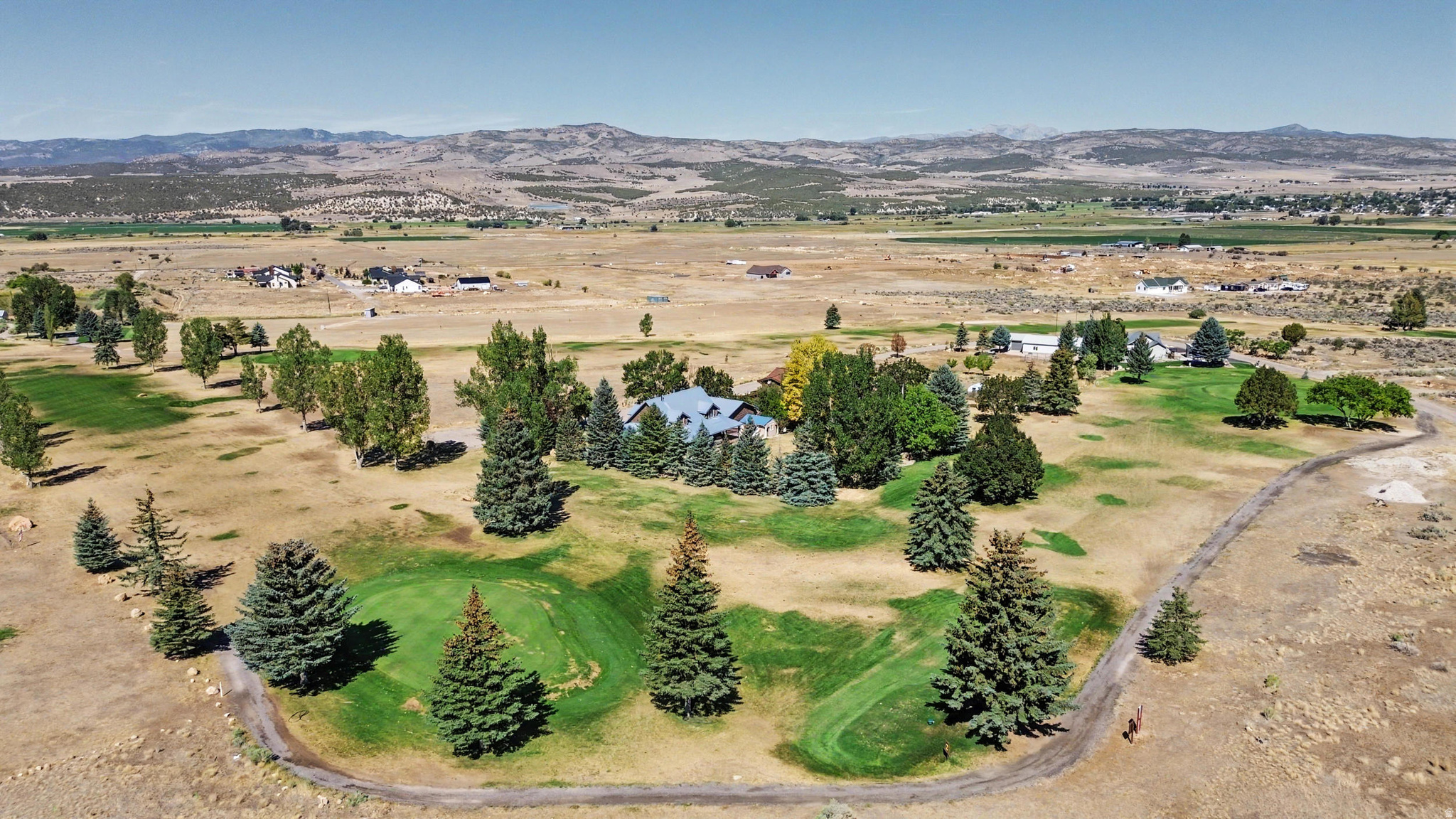 main property photo 39