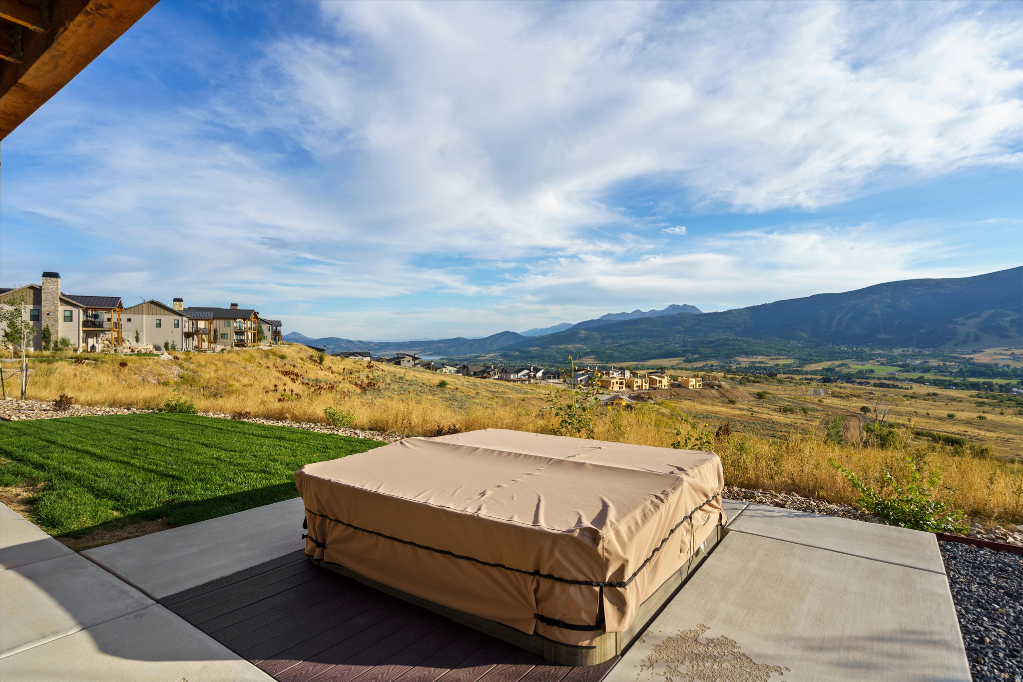 main property photo 51