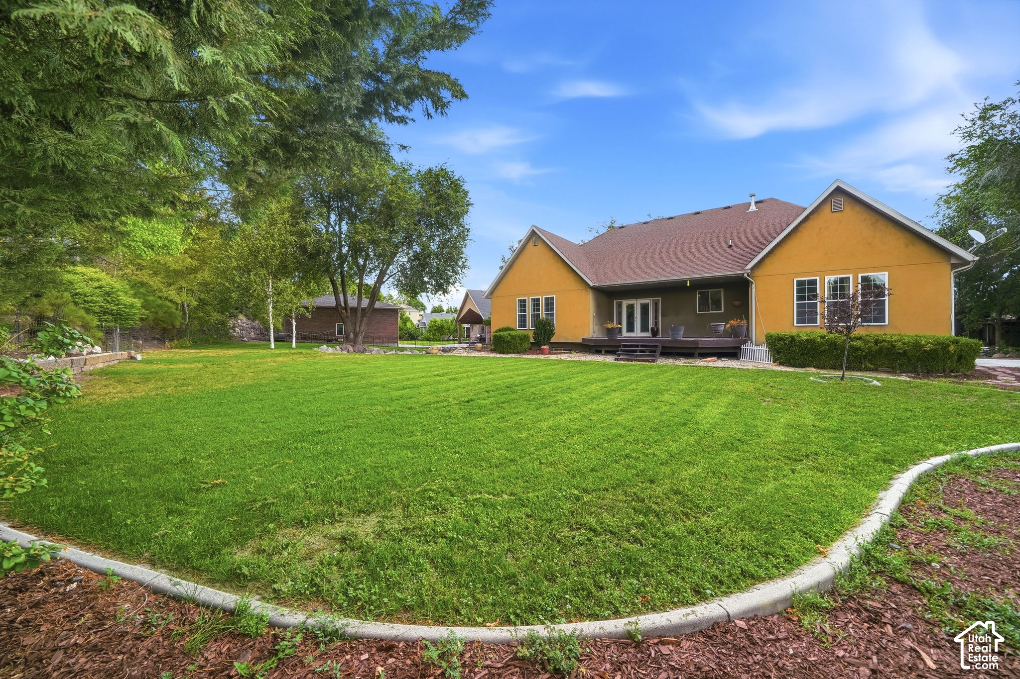 main property photo 37