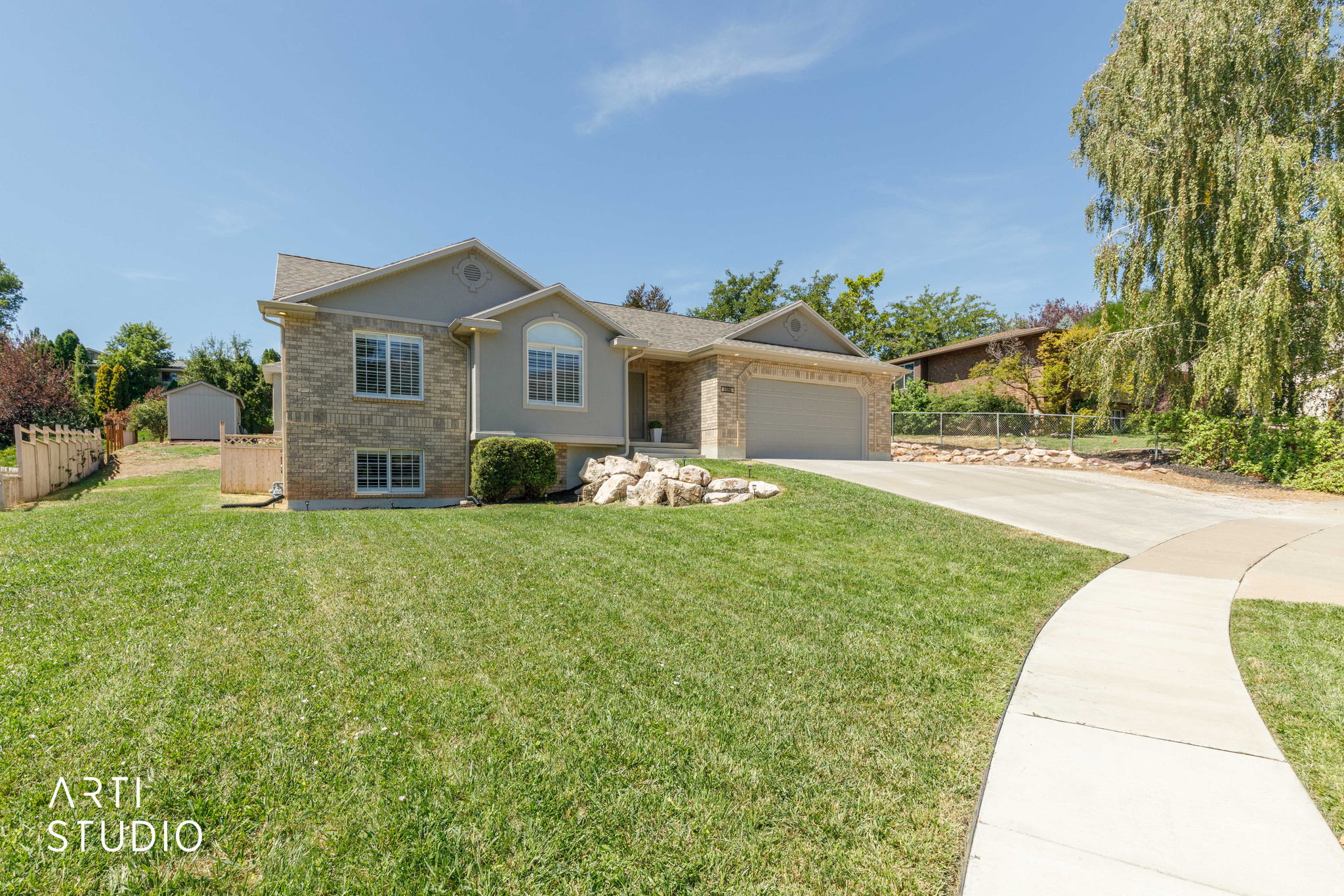 main property photo 1