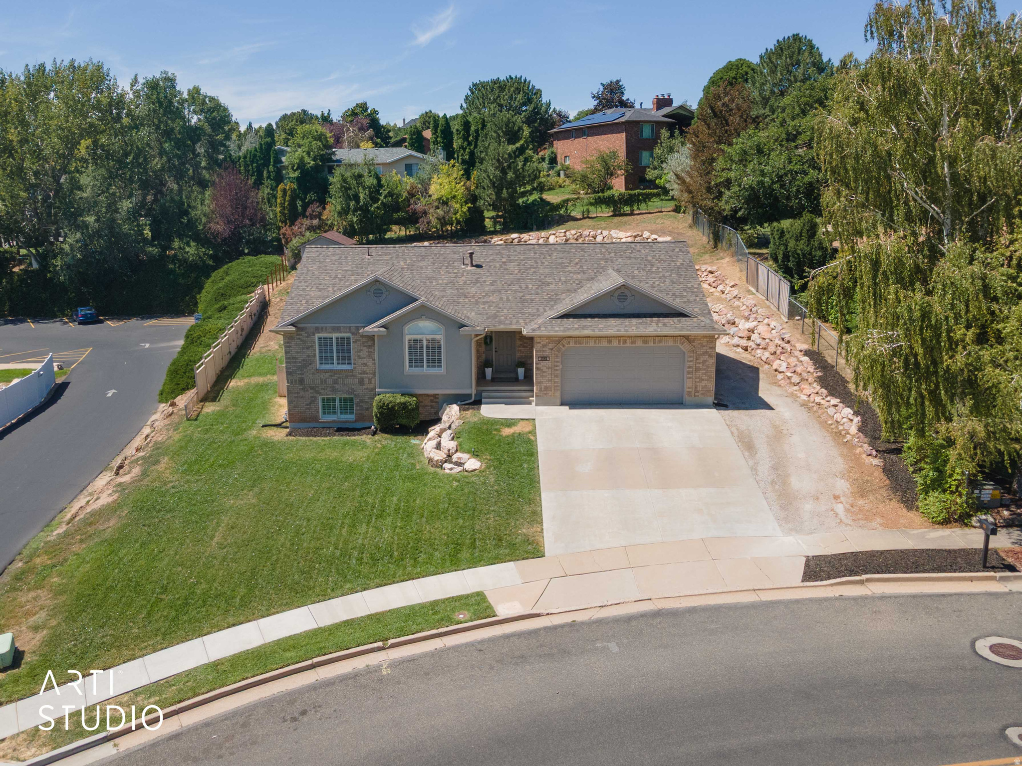 main property photo 37