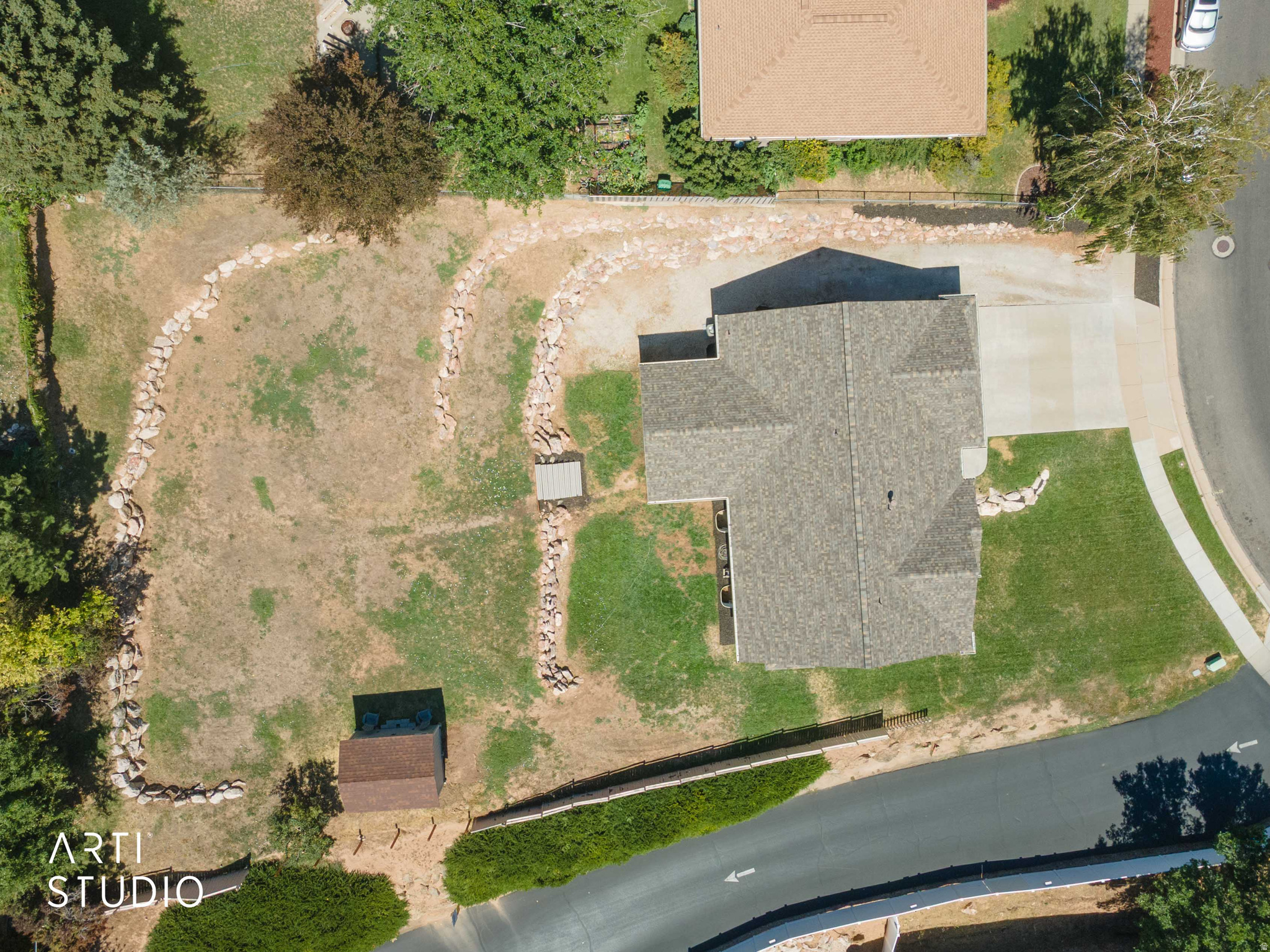 main property photo 41