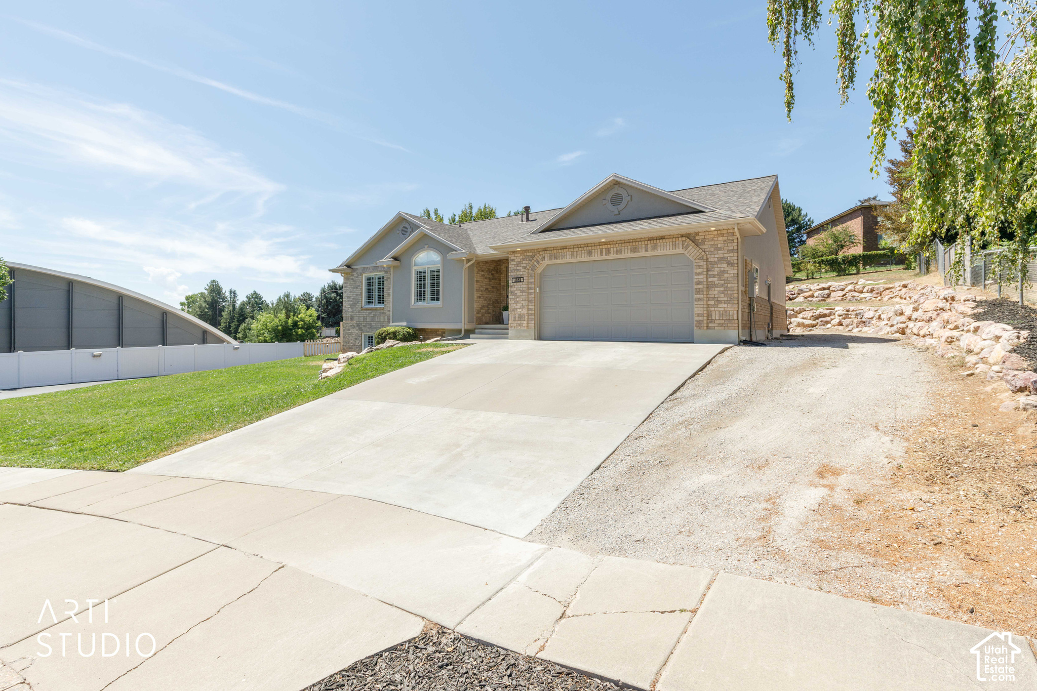 main property photo 44