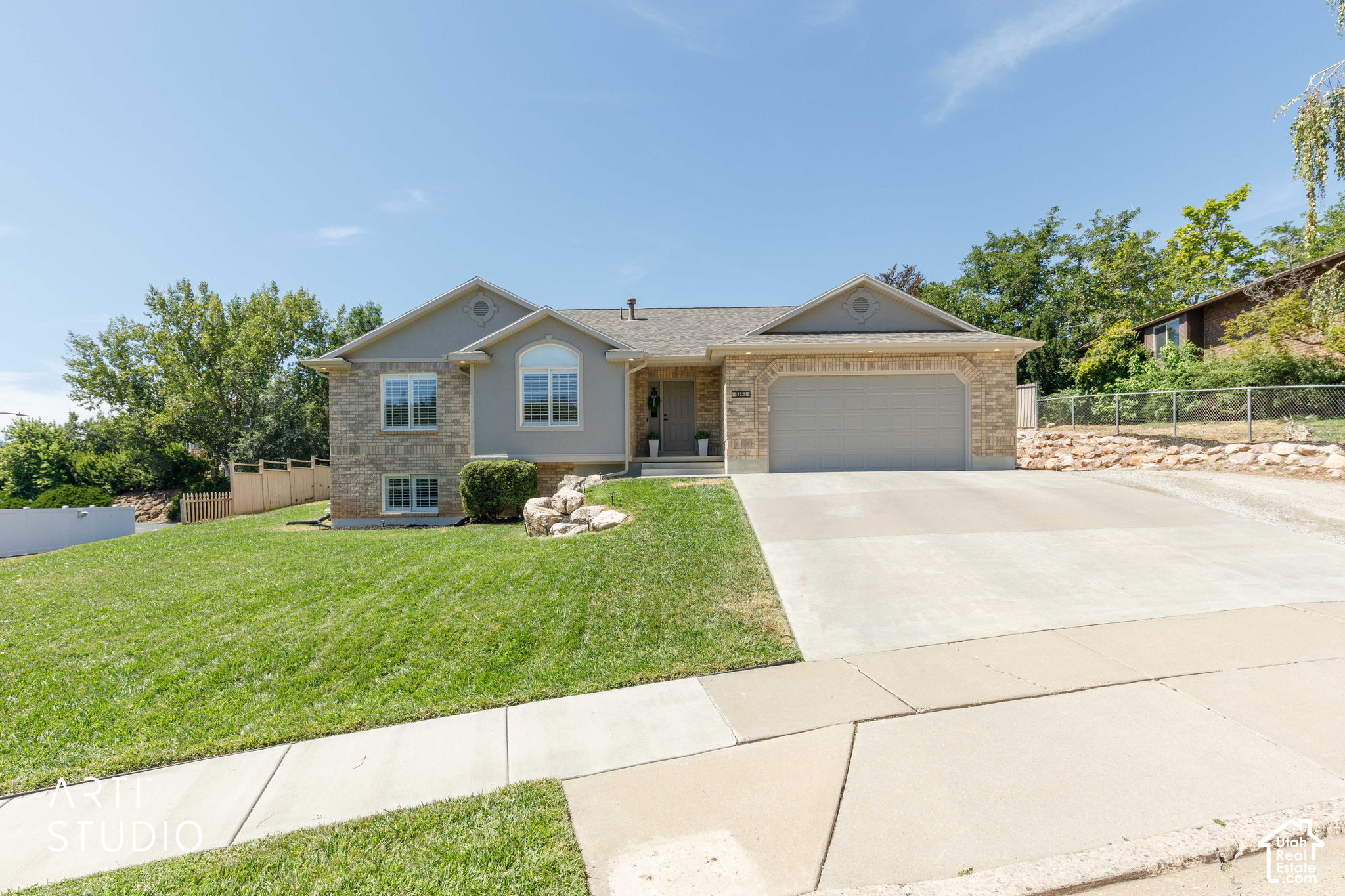 main property photo 45