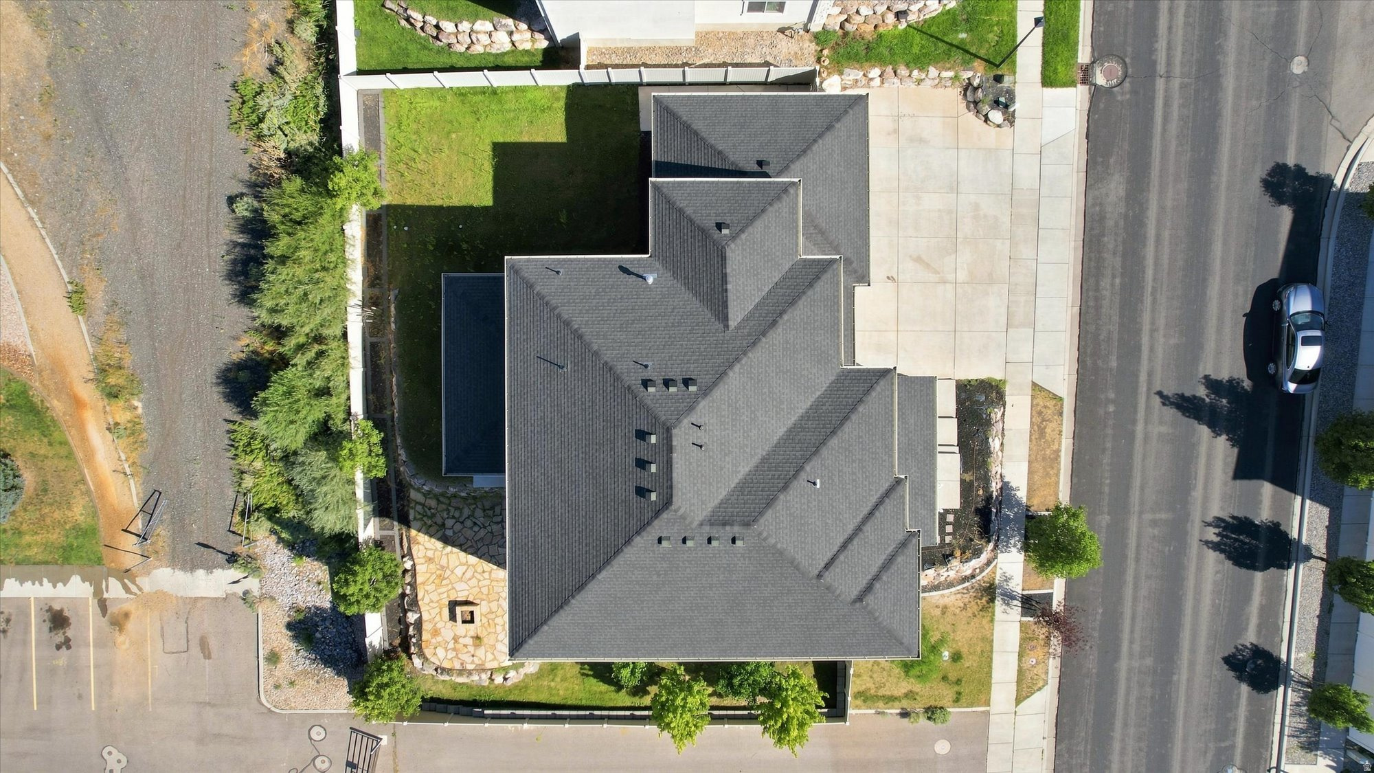 main property photo 49