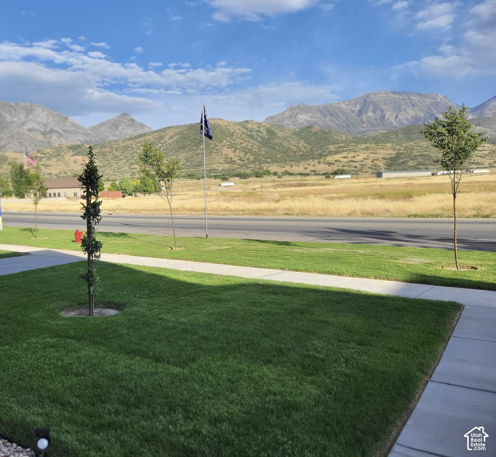 main property photo 26