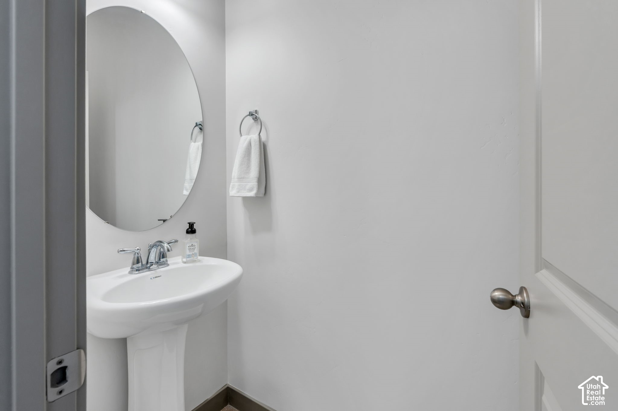 property viewer photo 28