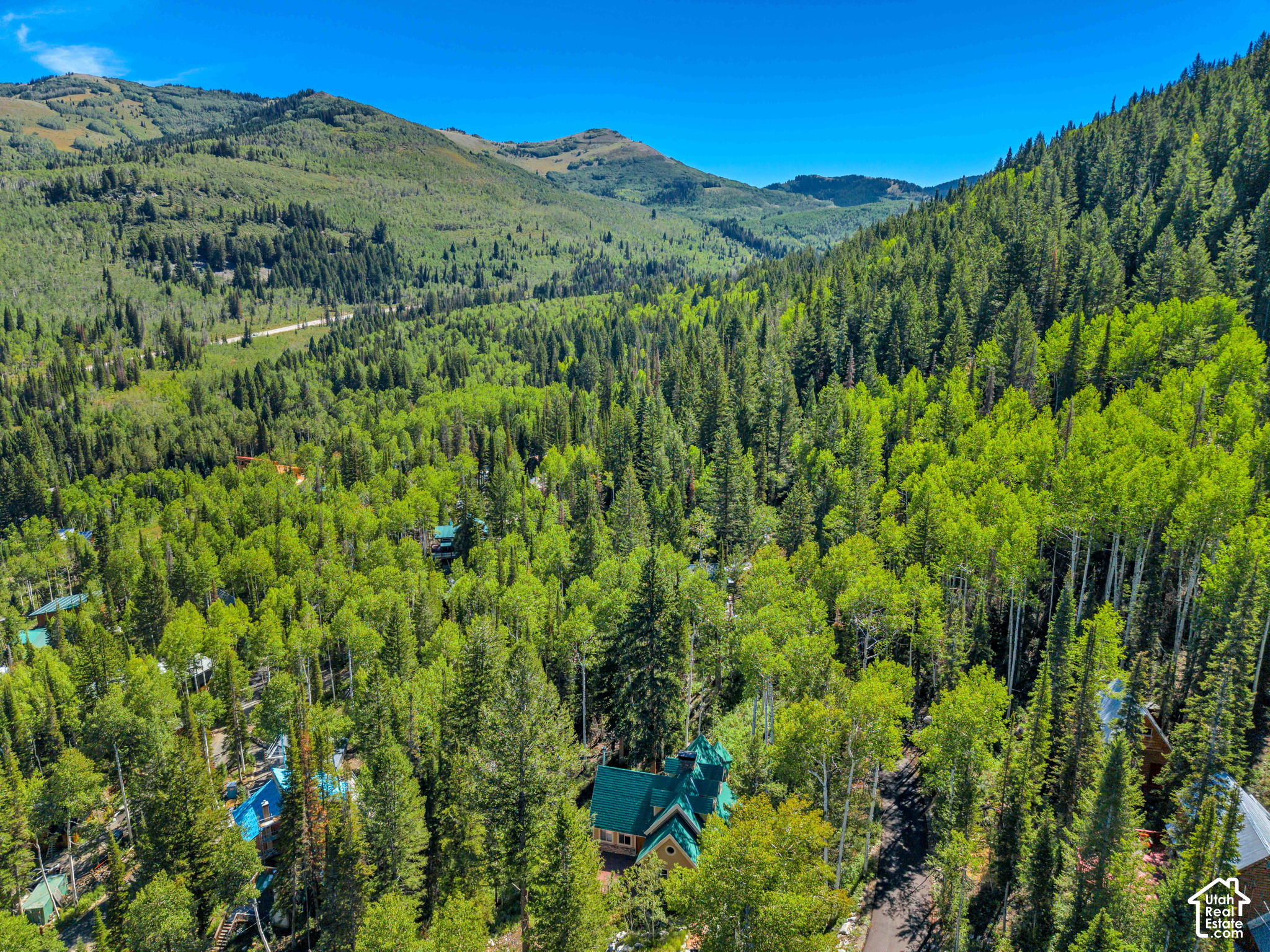 main property photo 33