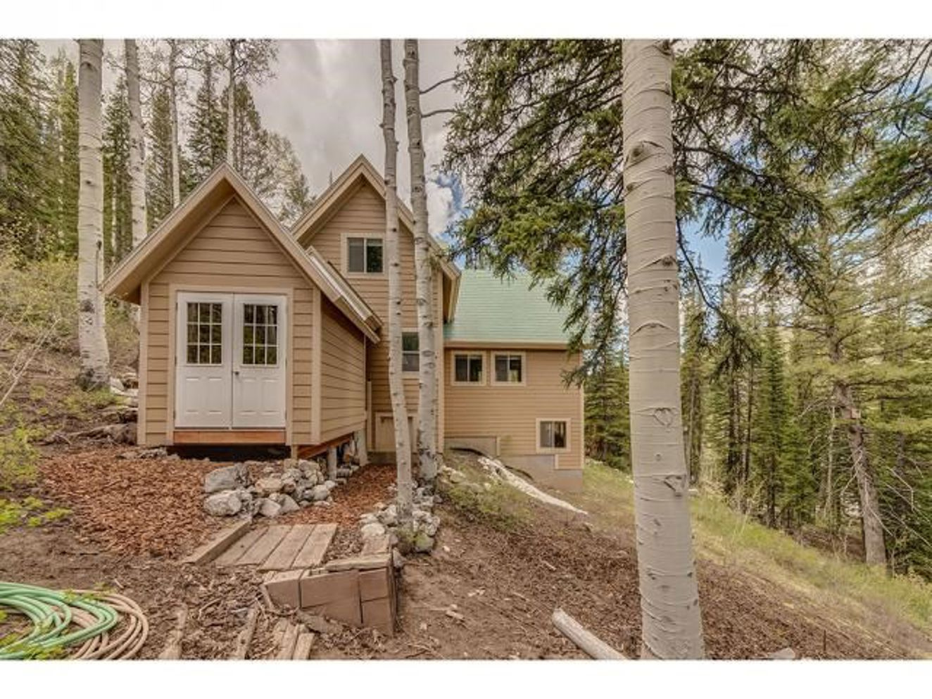 main property photo 8