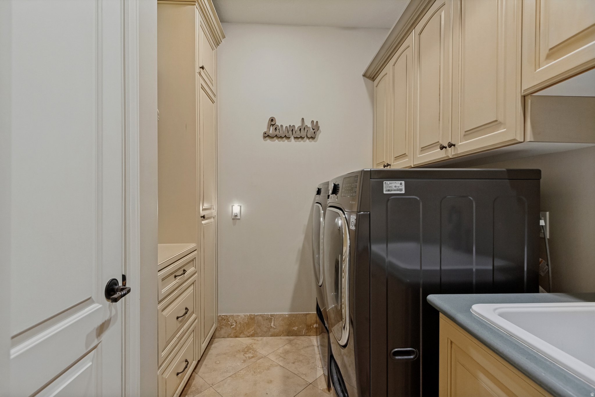 main property photo 75