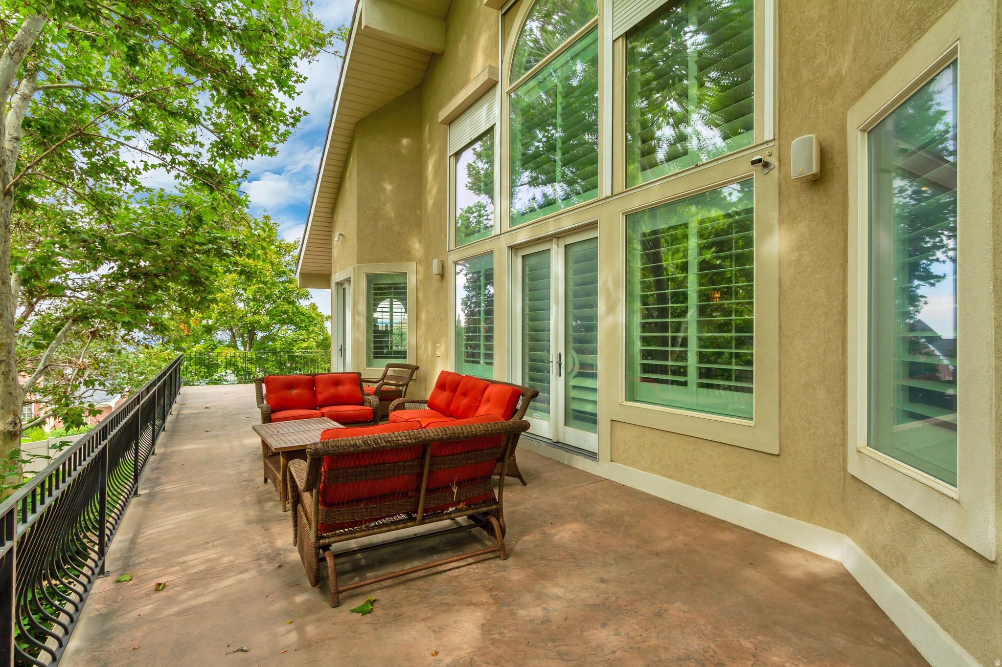 main property photo 79