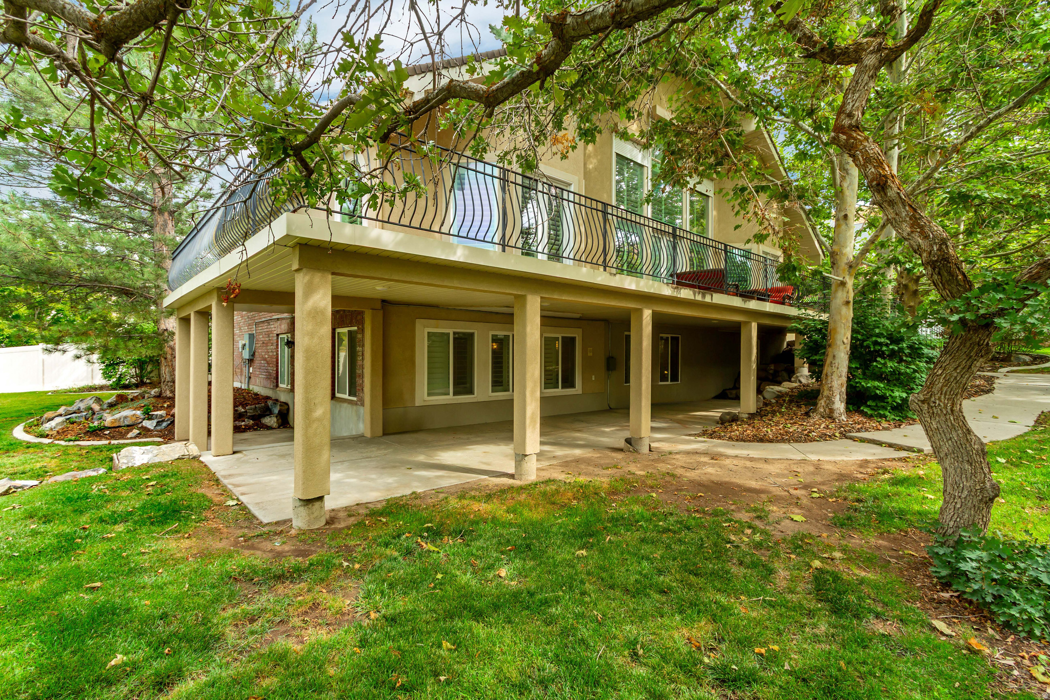 main property photo 83
