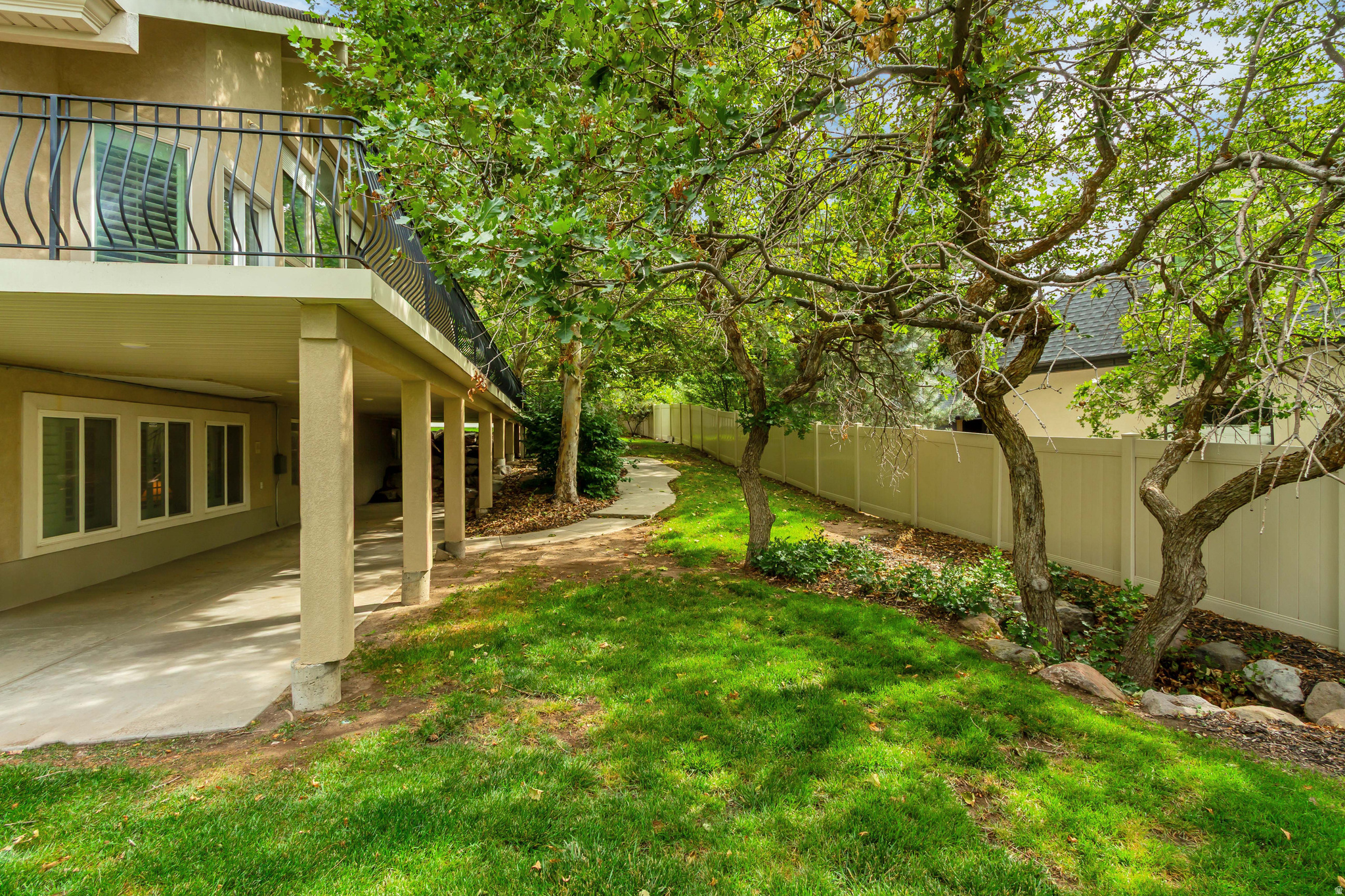 main property photo 85