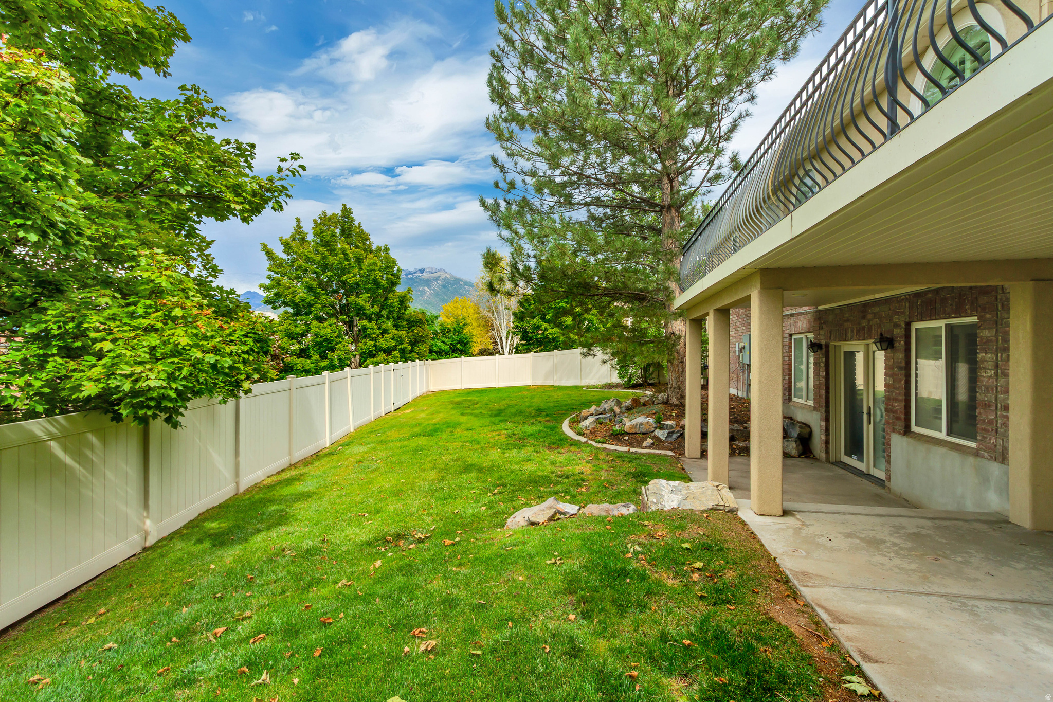 main property photo 86