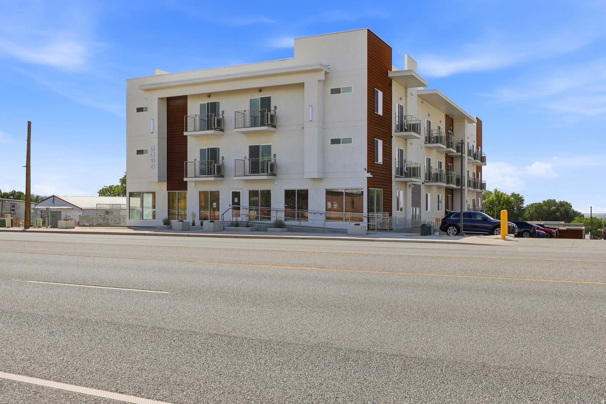 main property photo 7