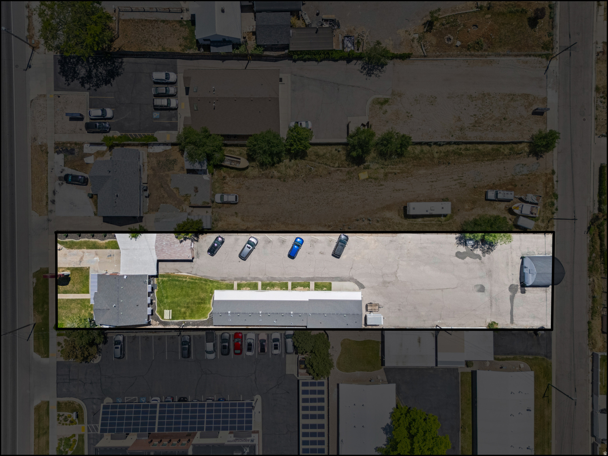main property photo 36