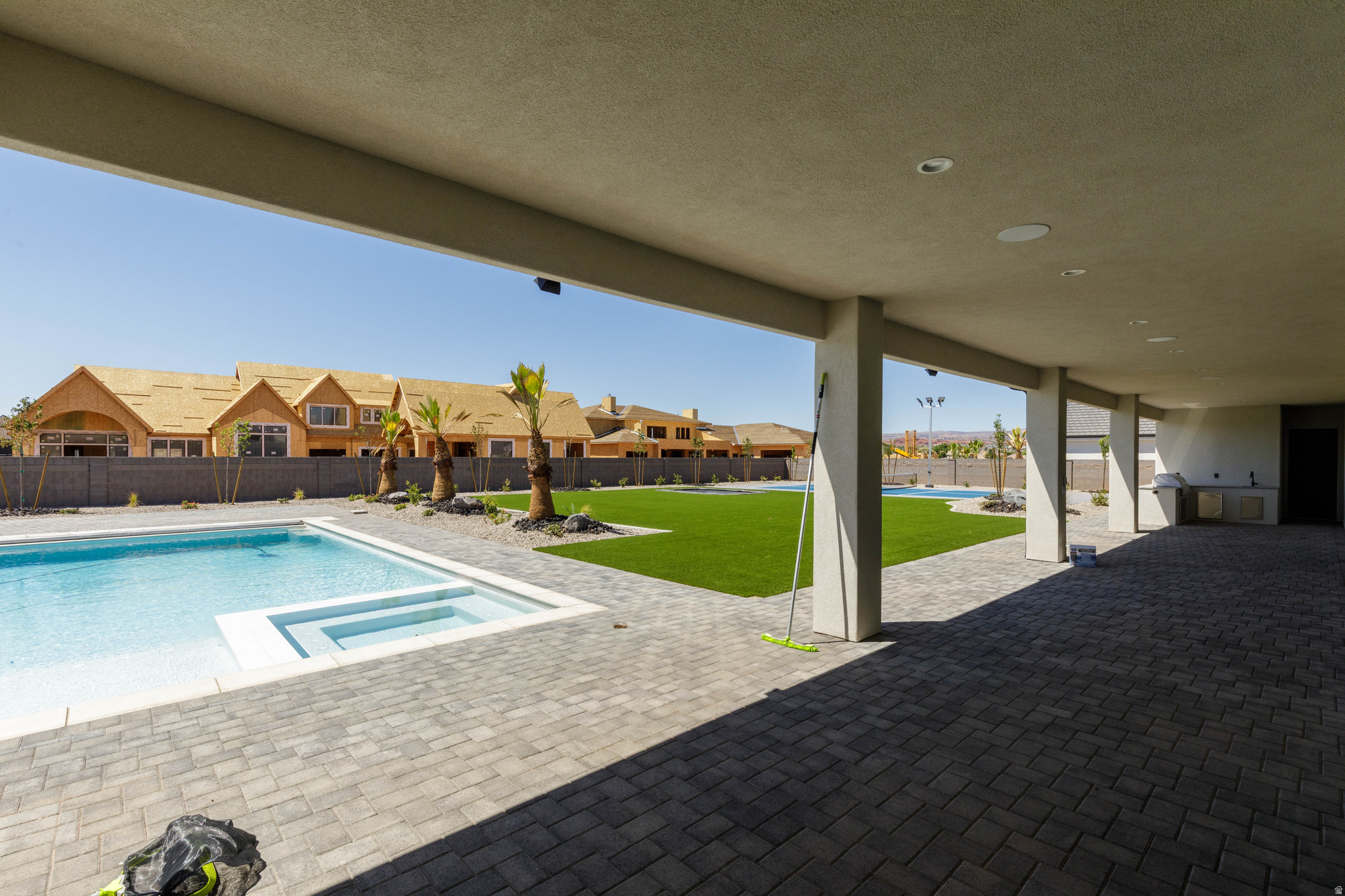 main property photo 57