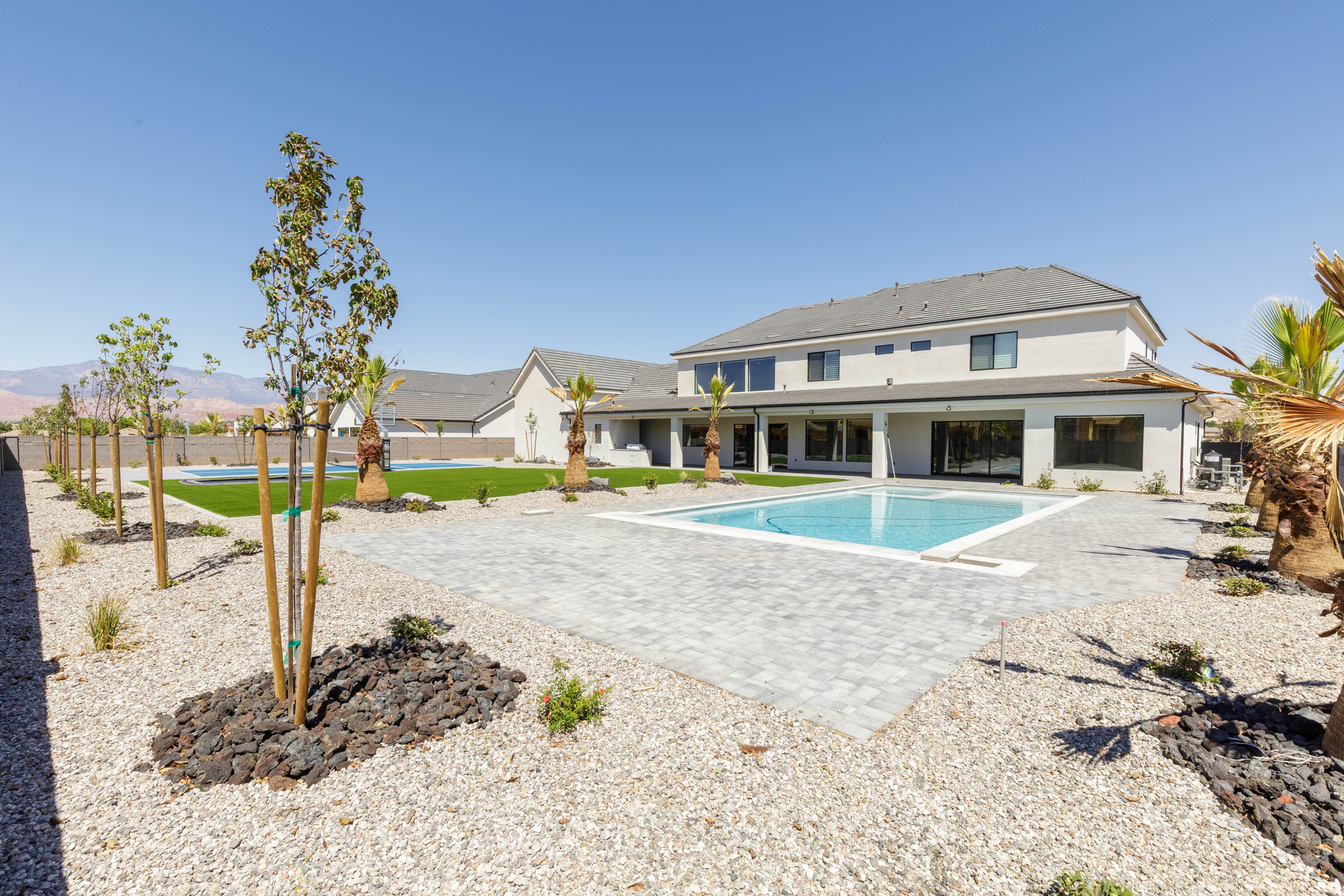 main property photo 60