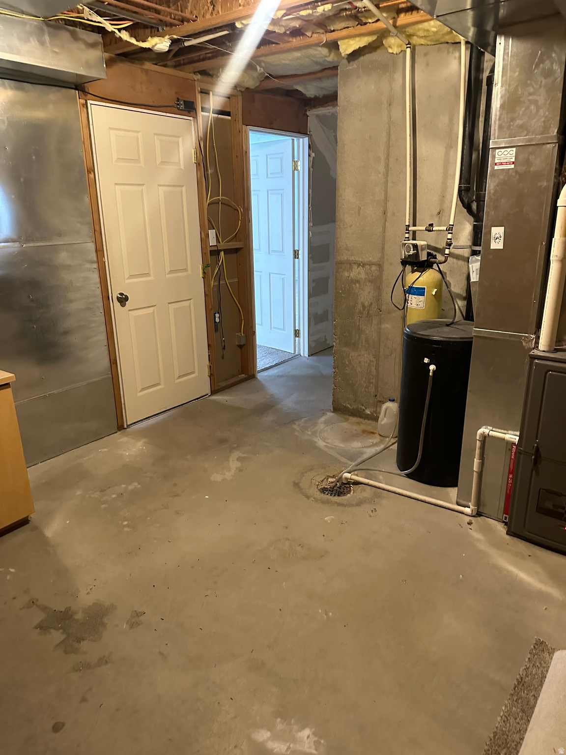 main property photo 41