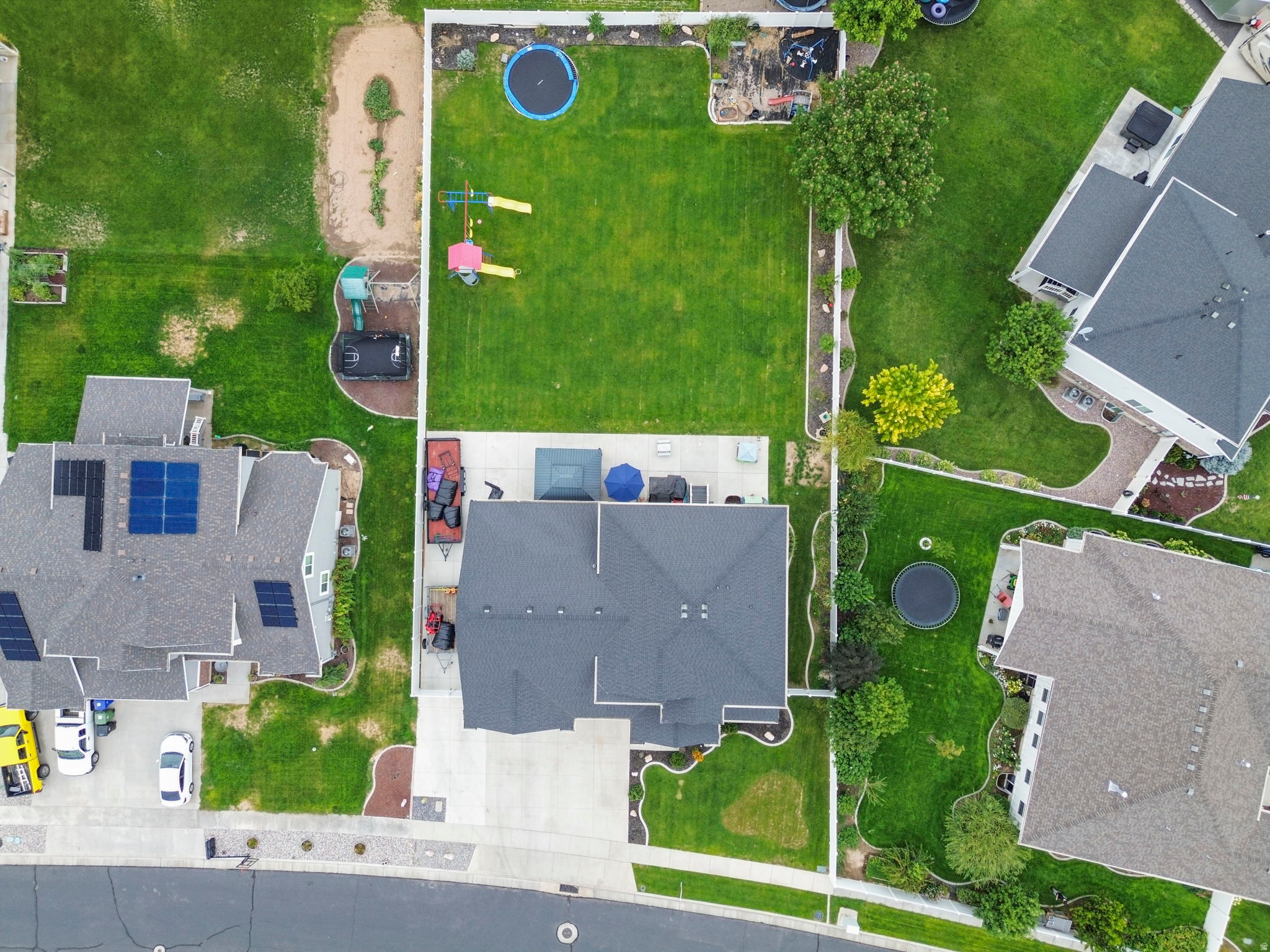main property photo 48