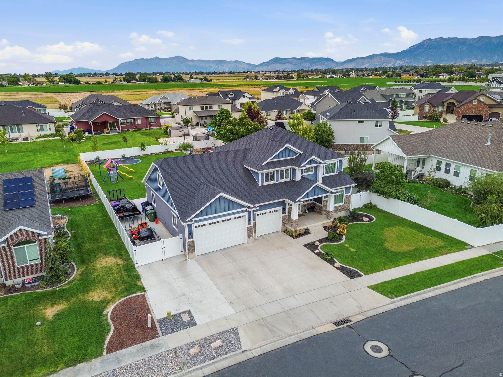 main property photo 52