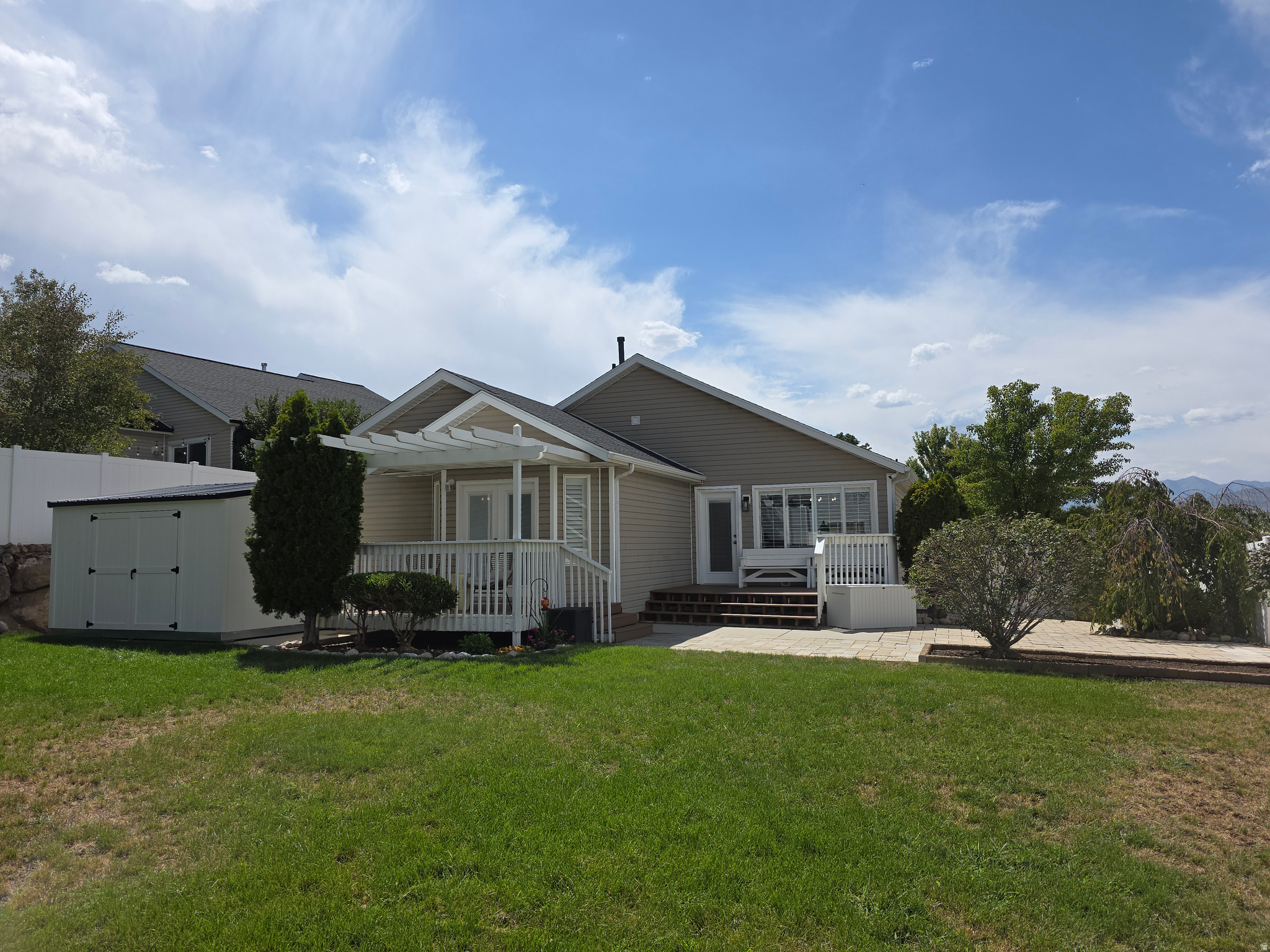 main property photo 29