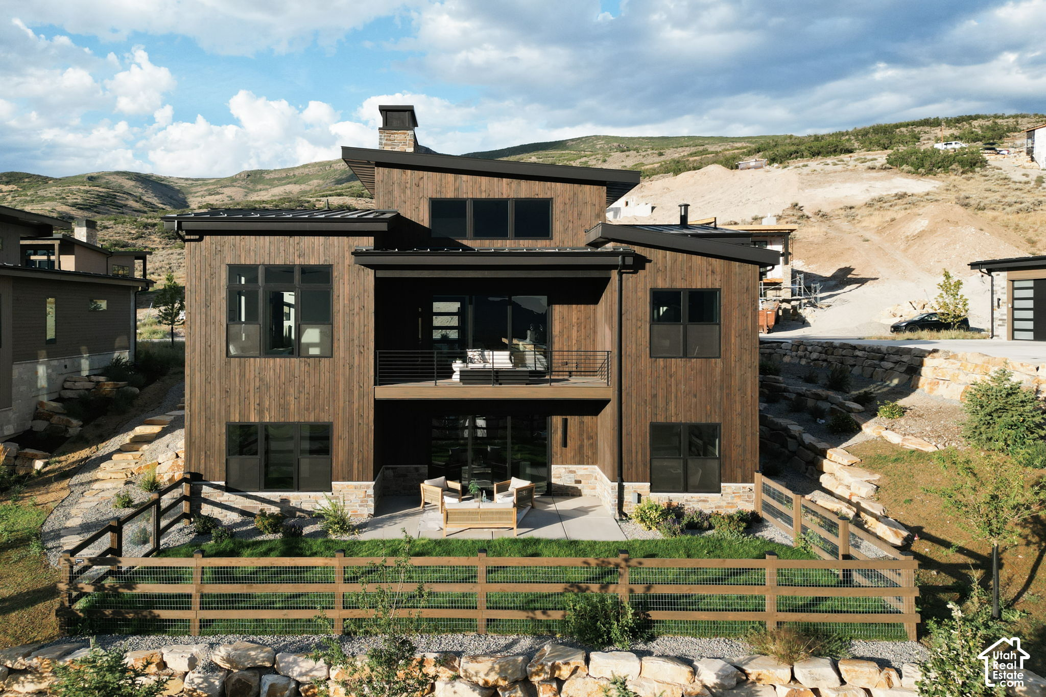main property photo 51