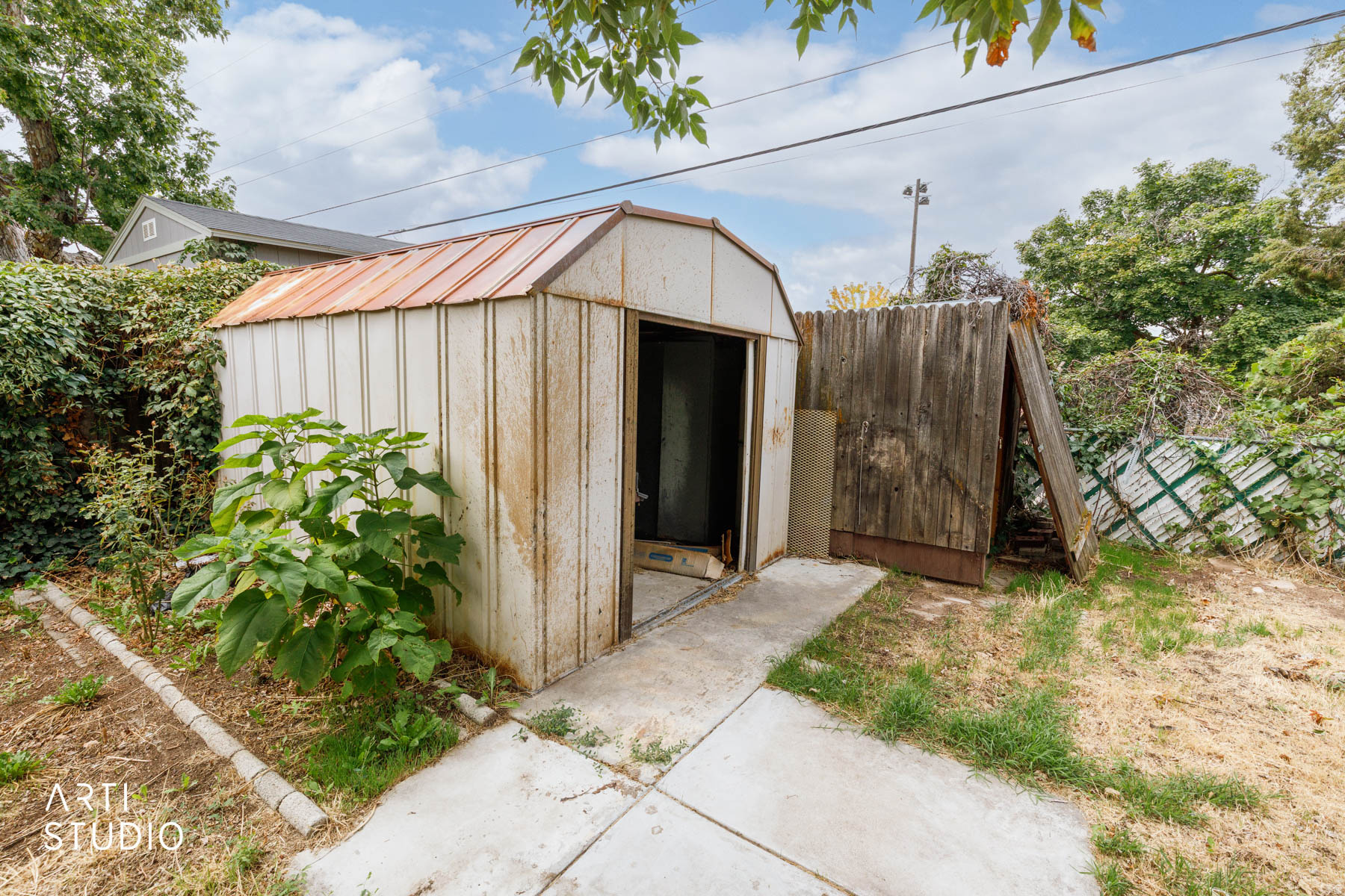 main property photo 29