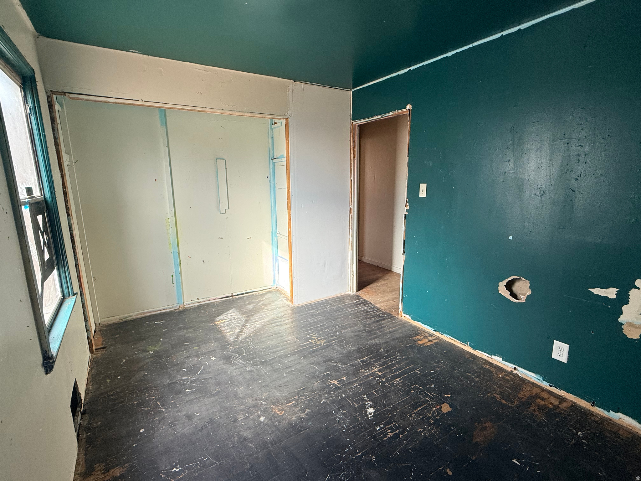 main property photo 15