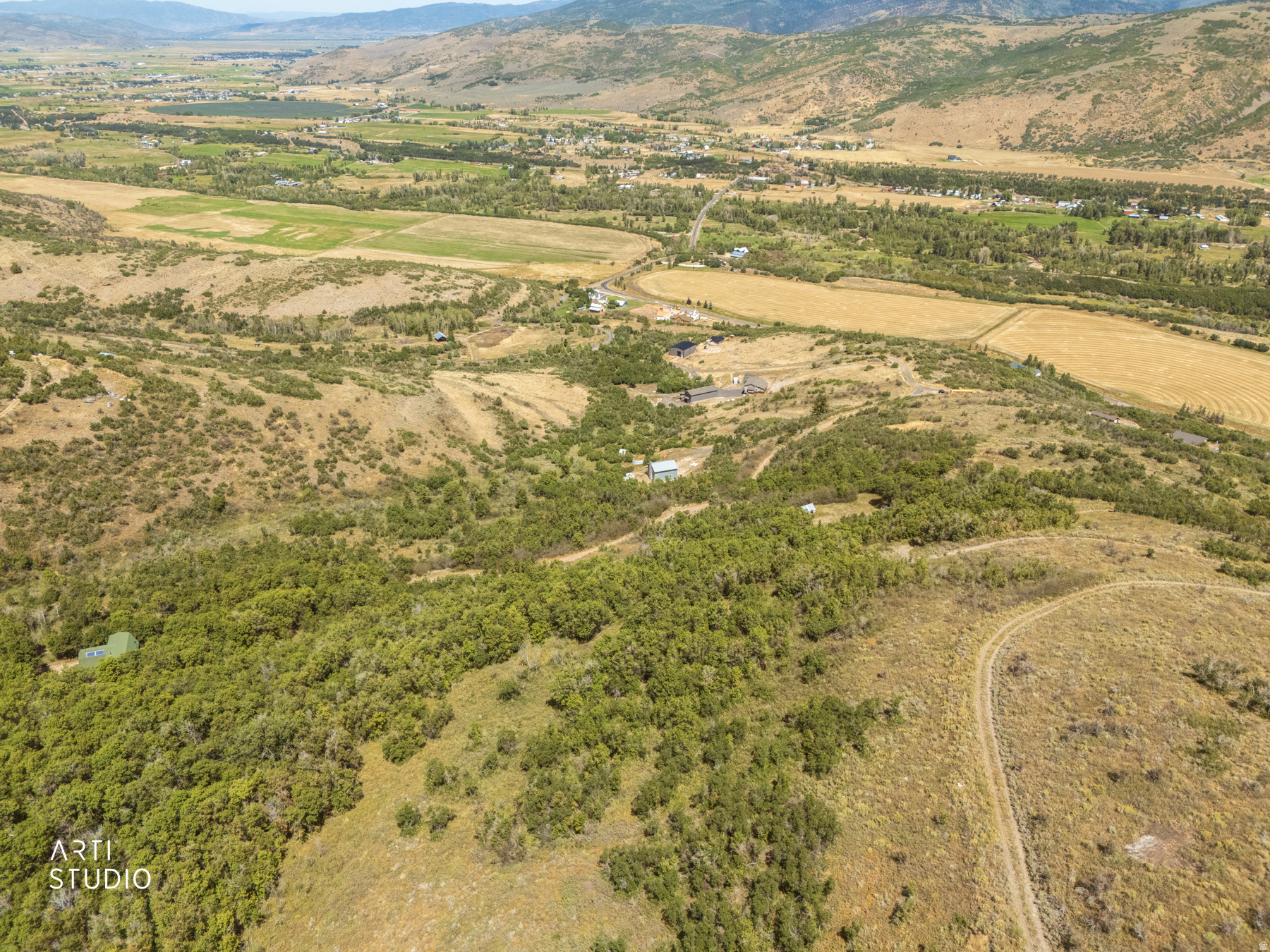 main property photo 8