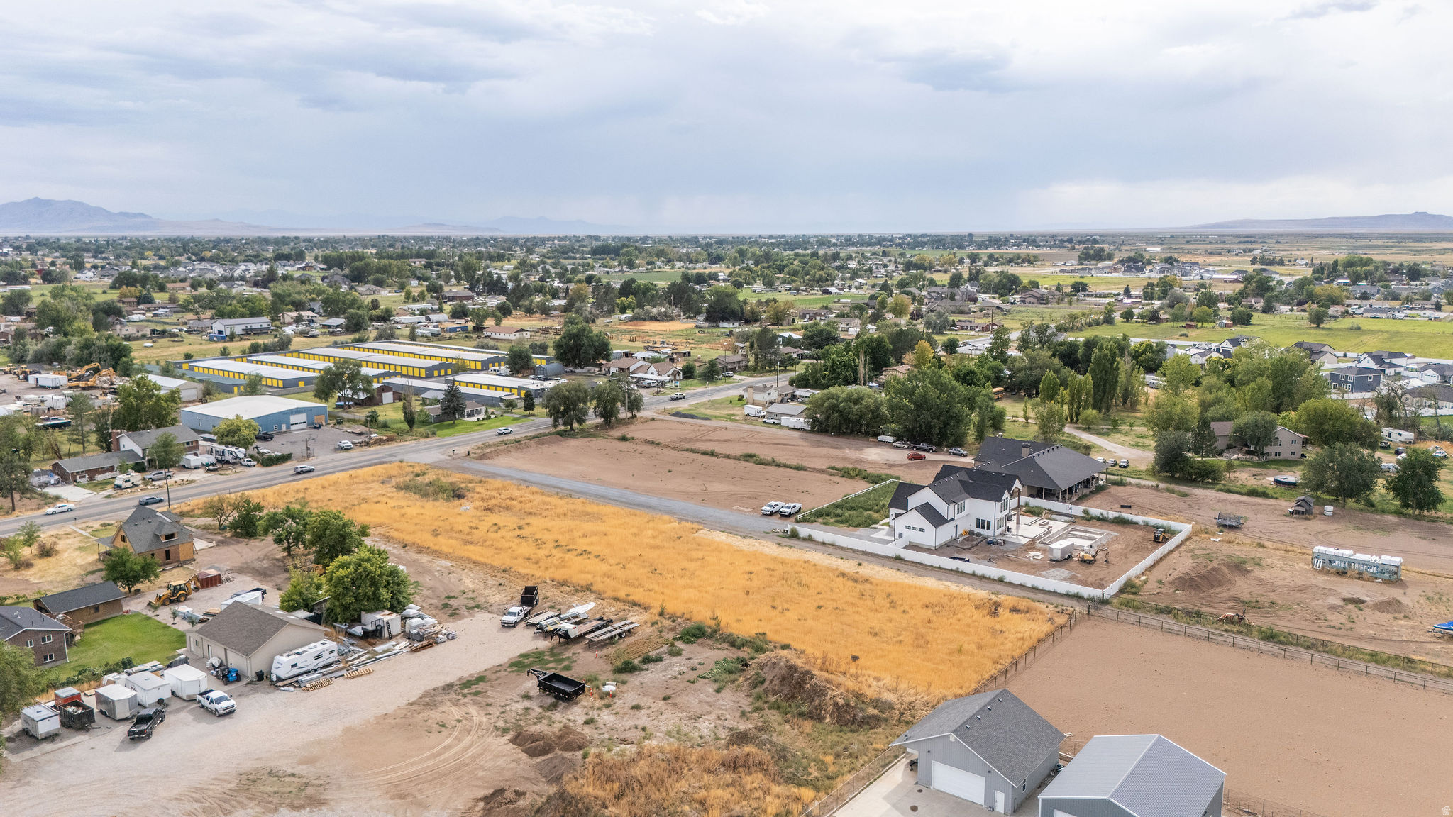 main property photo 8