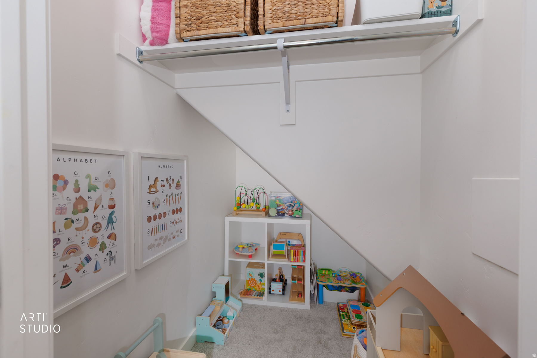 main property photo 6