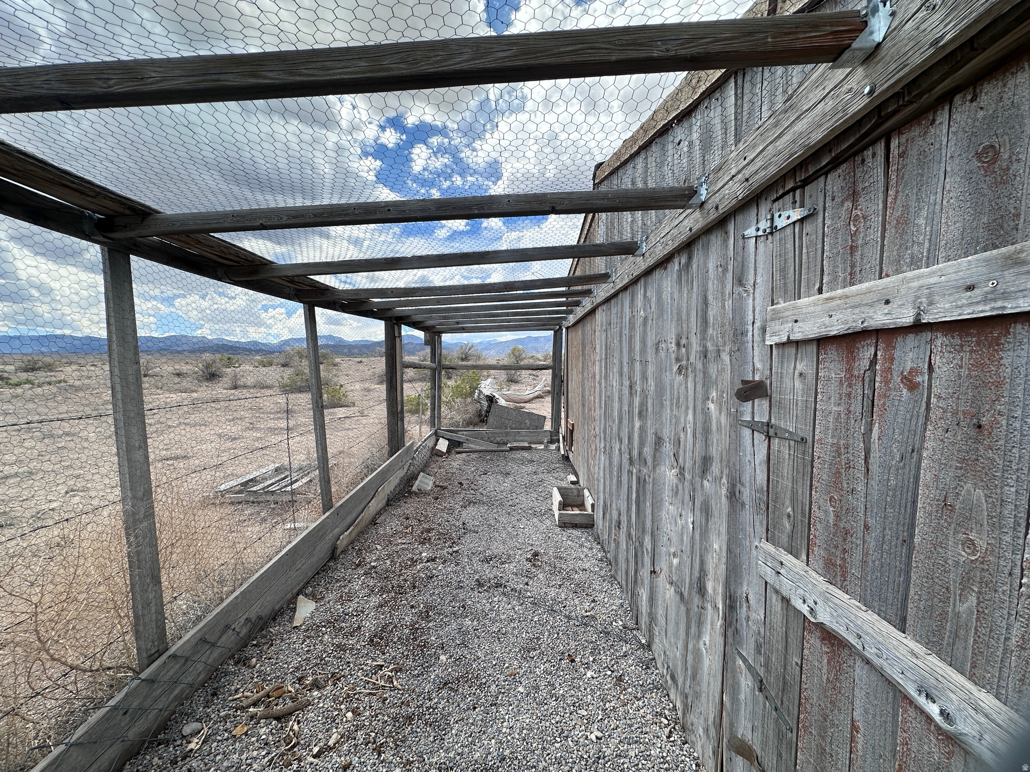 main property photo 36