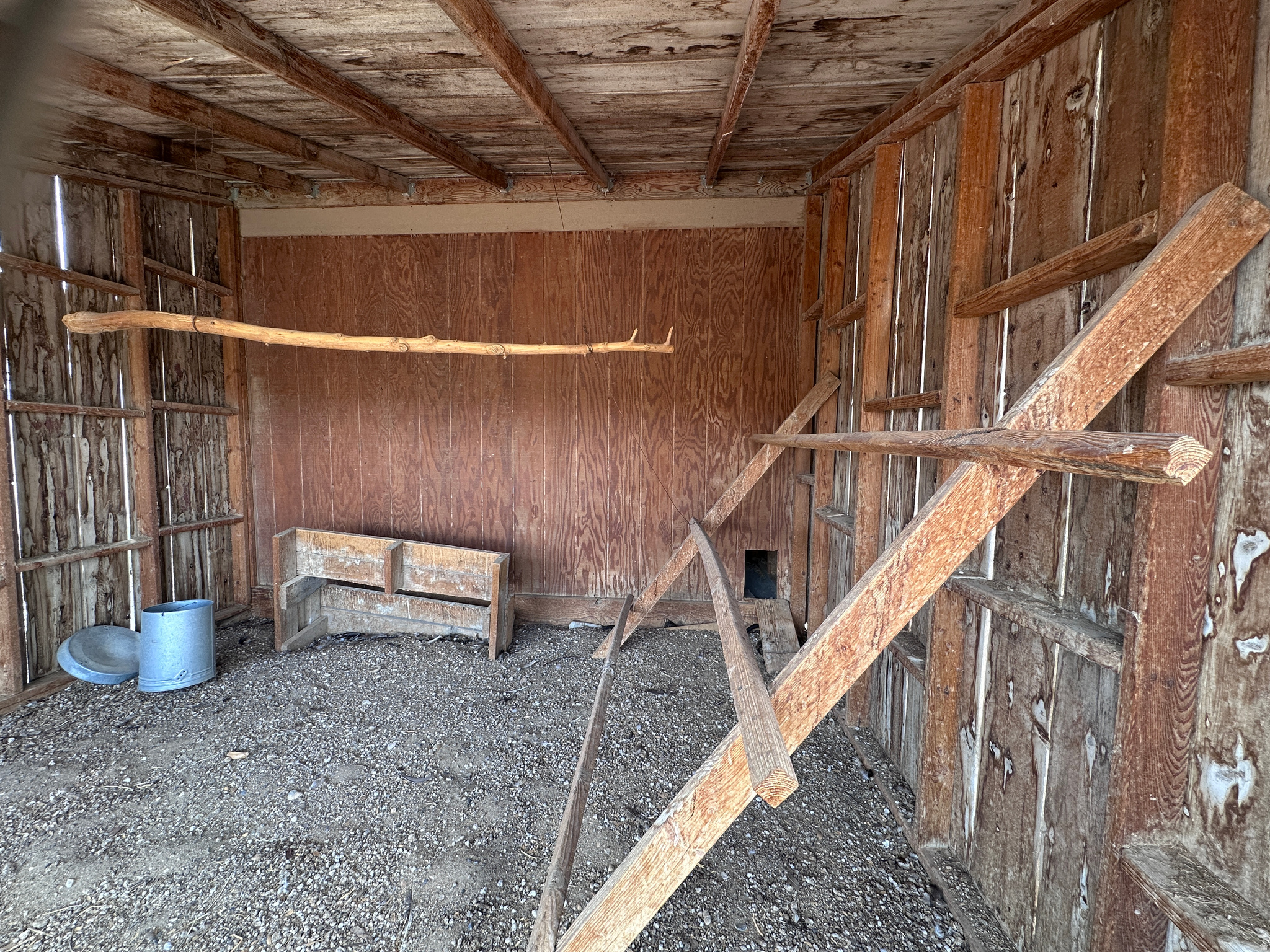 main property photo 37
