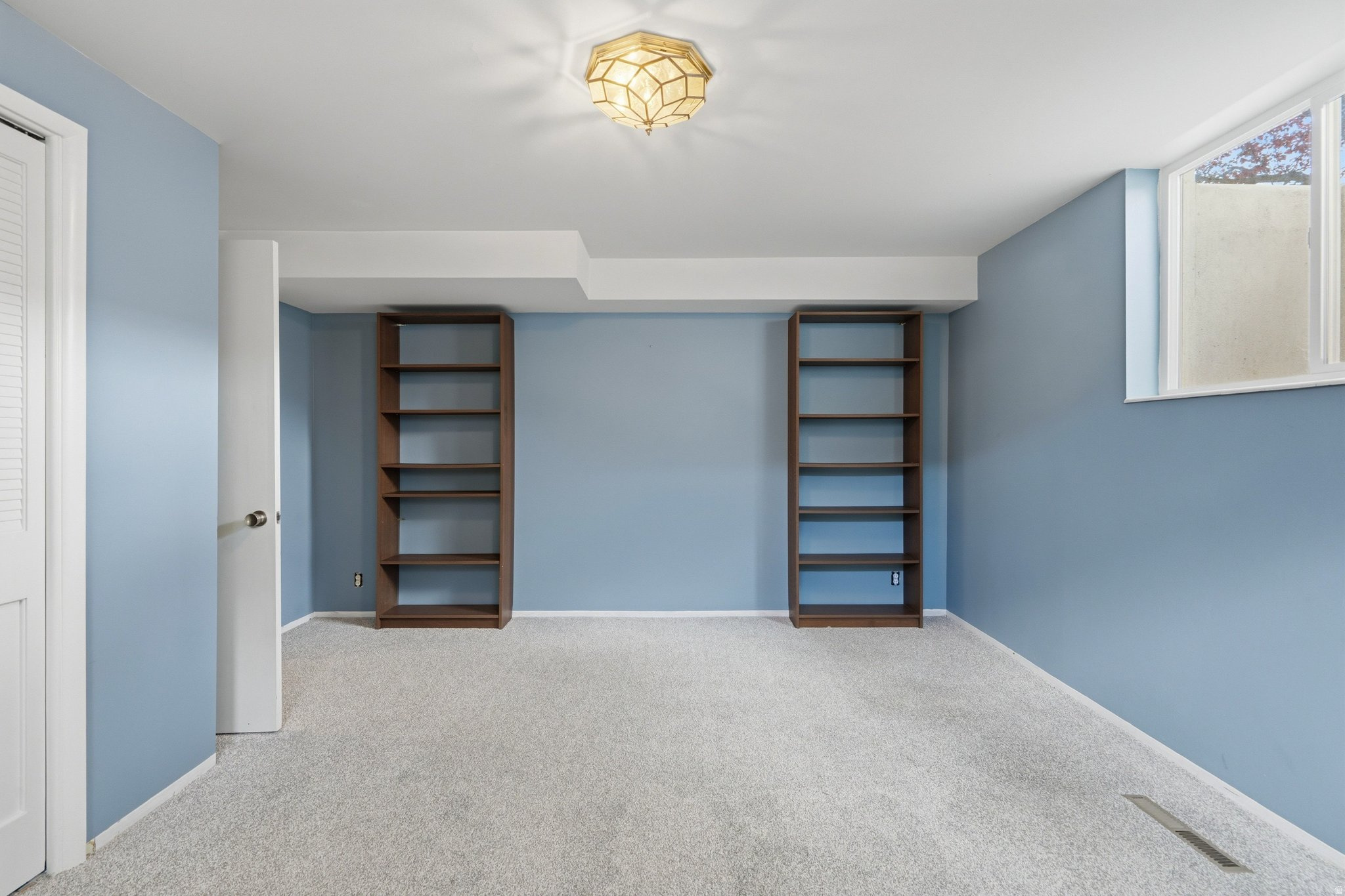 main property photo 73