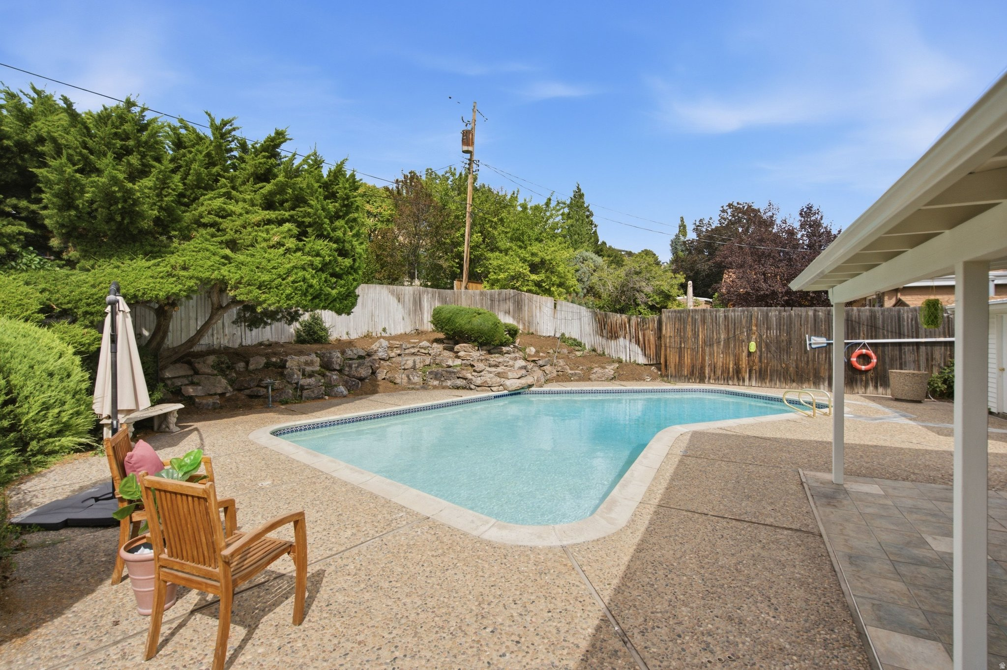 main property photo 85