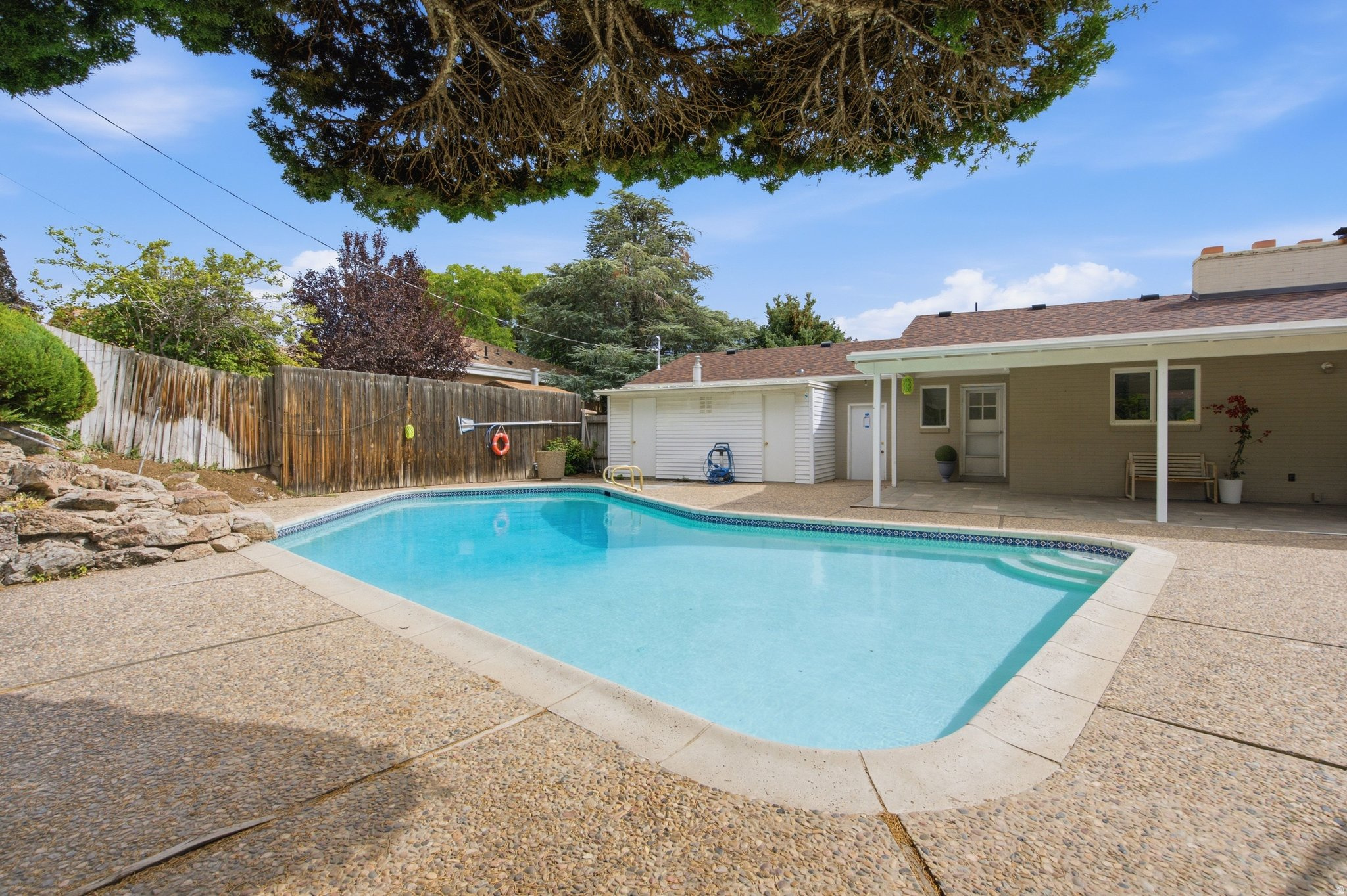 main property photo 92