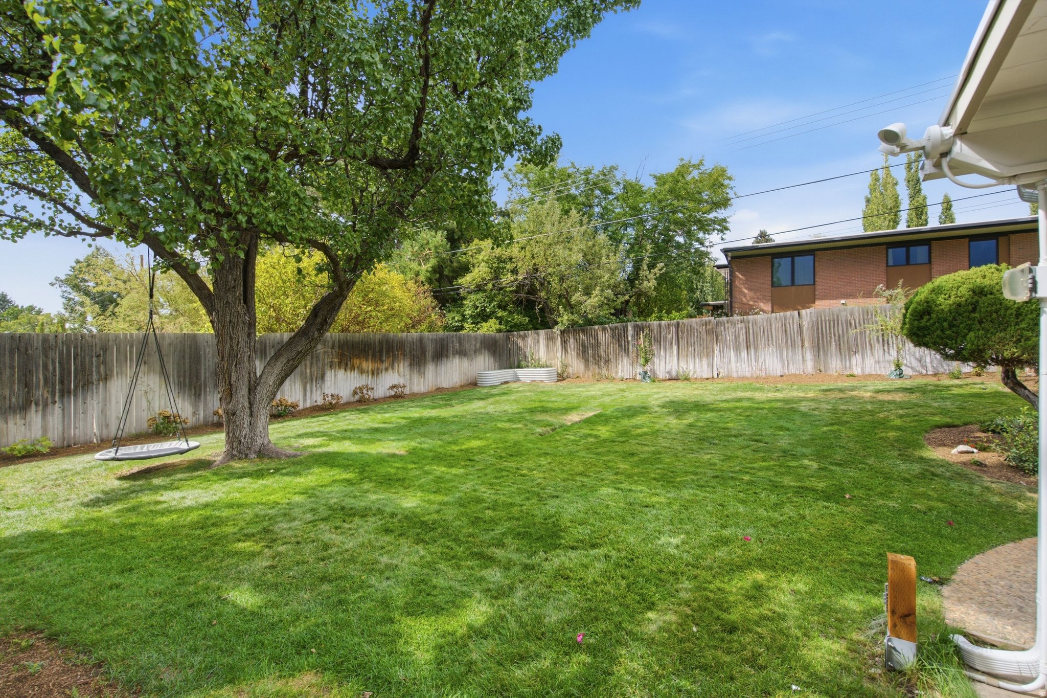 main property photo 95