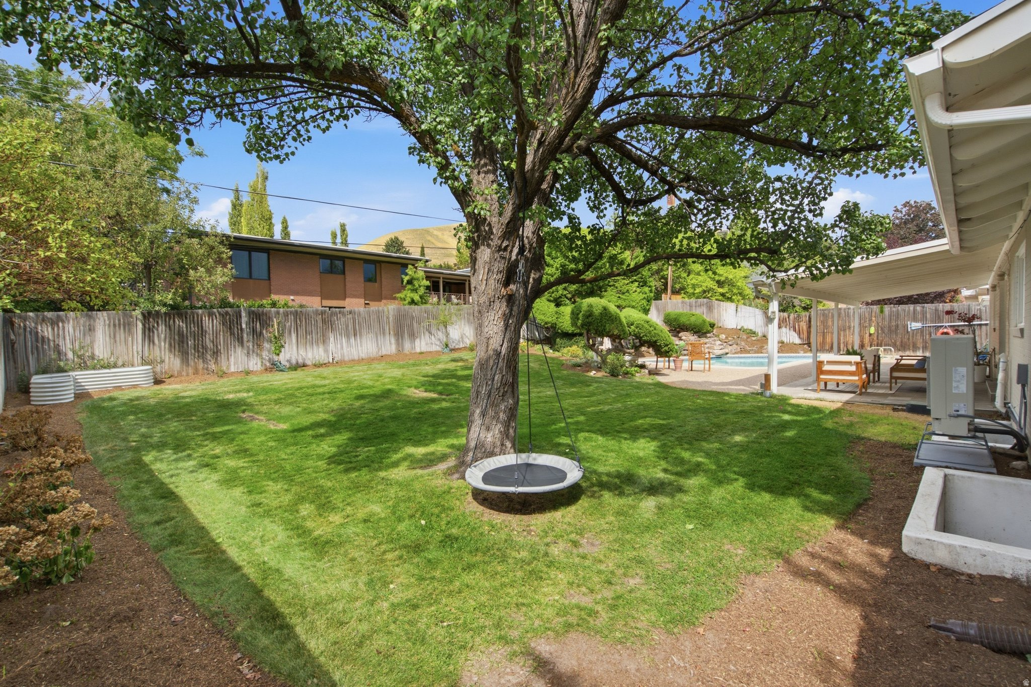 main property photo 96