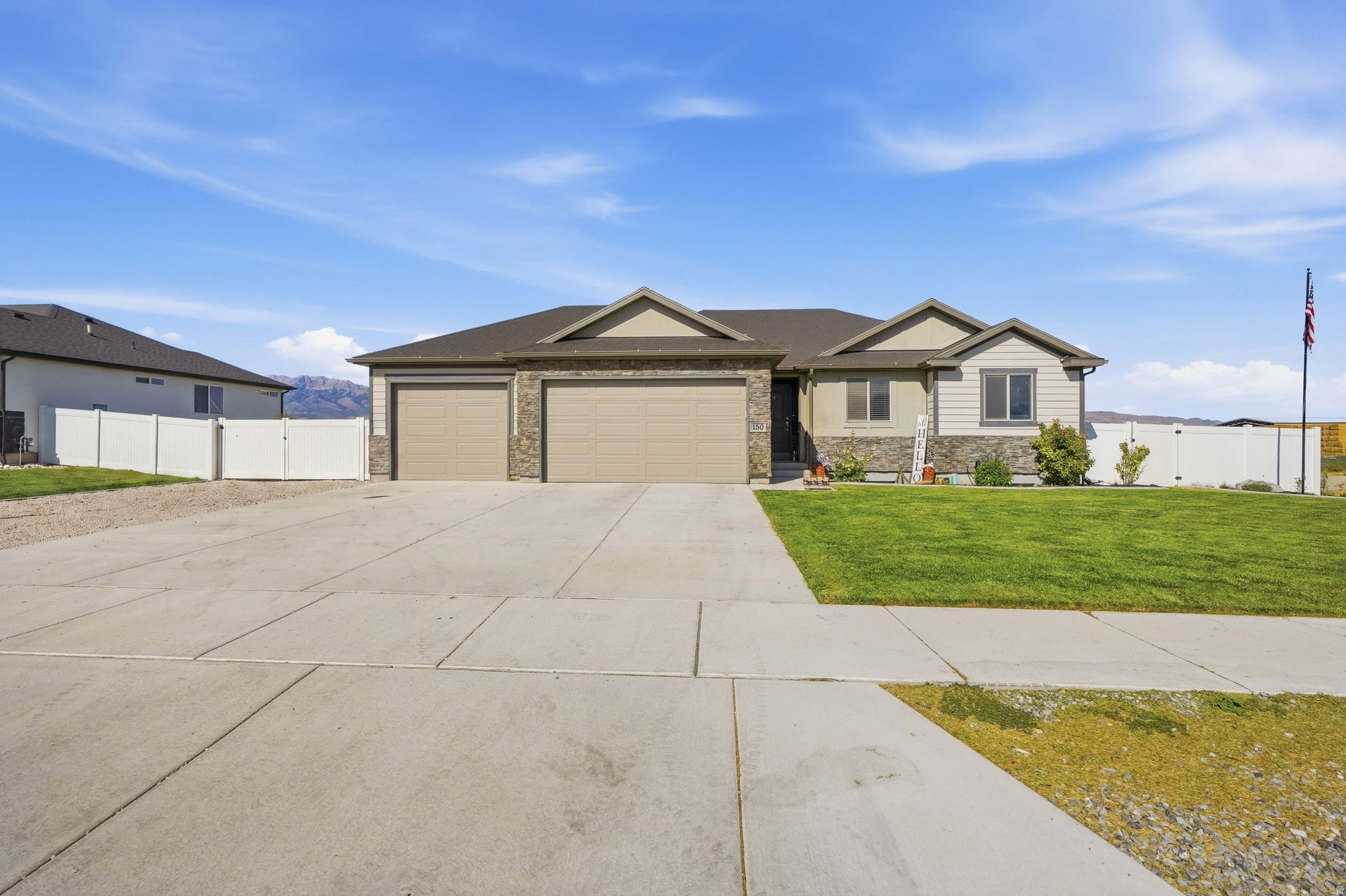 main property photo 0